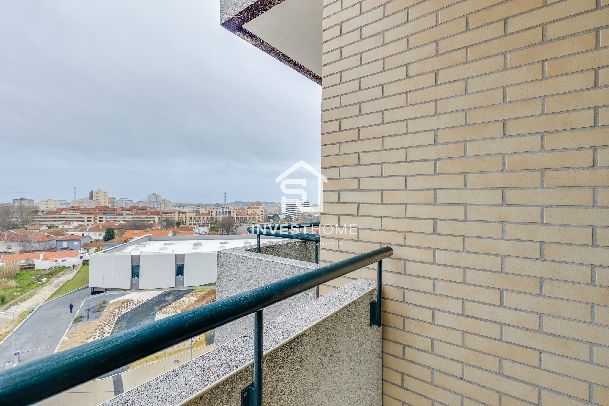 Apartamento T2+1 | Mobilado e Equipado | Box | Varandas