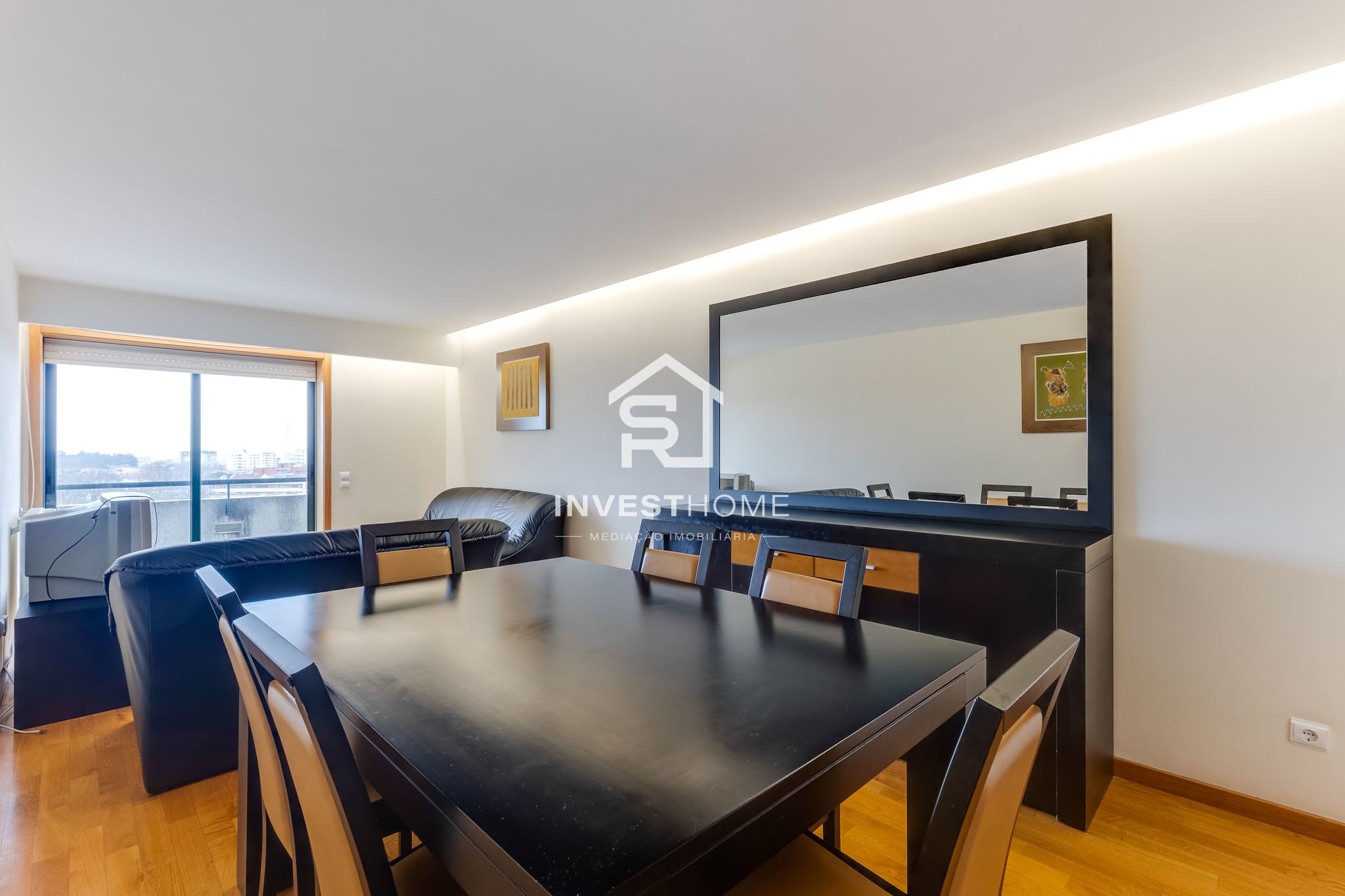Apartamento T2+1 | Mobilado e Equipado | Box | Varandas