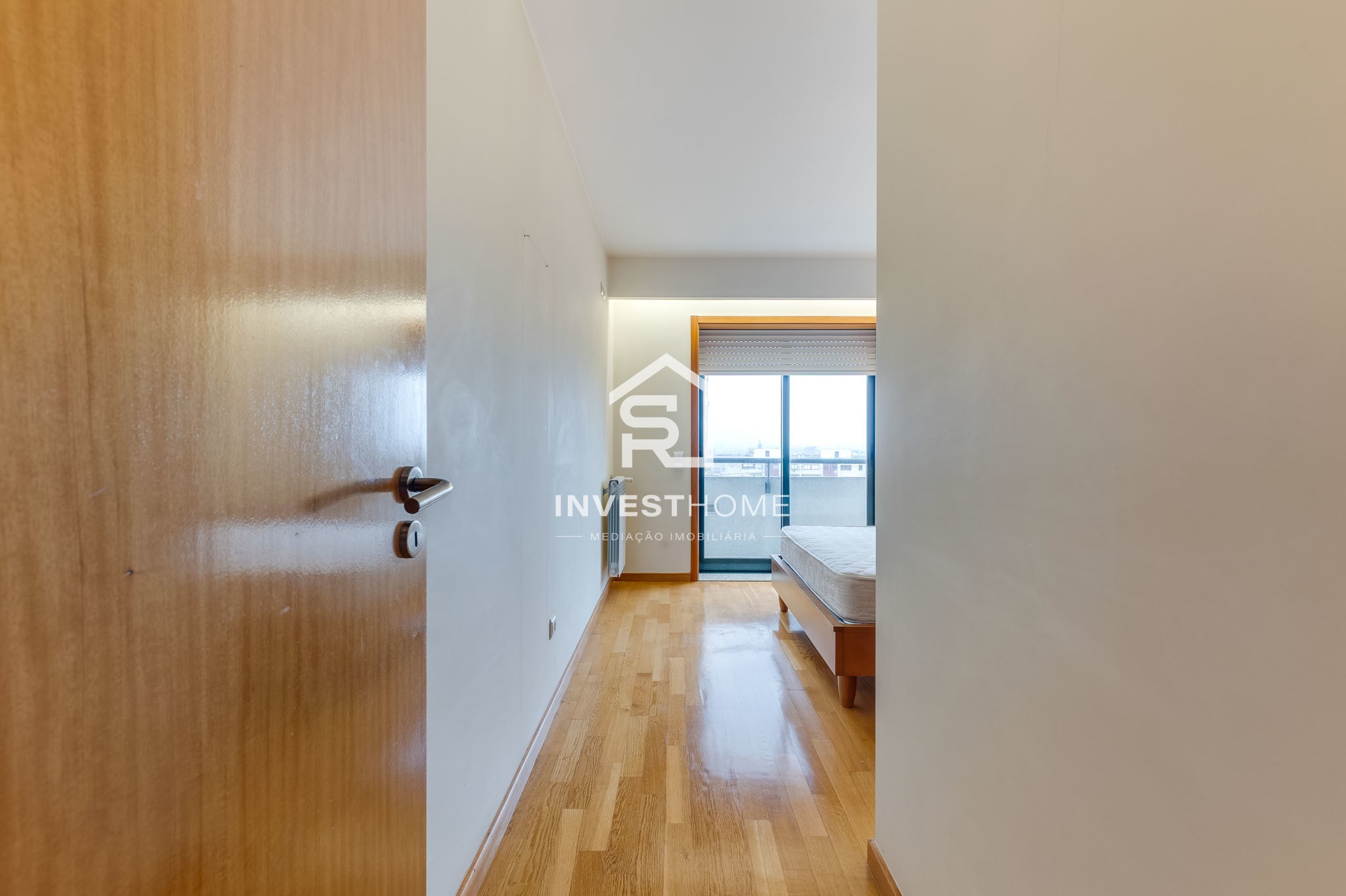 Apartamento T2+1 | Mobilado e Equipado | Box | Varandas