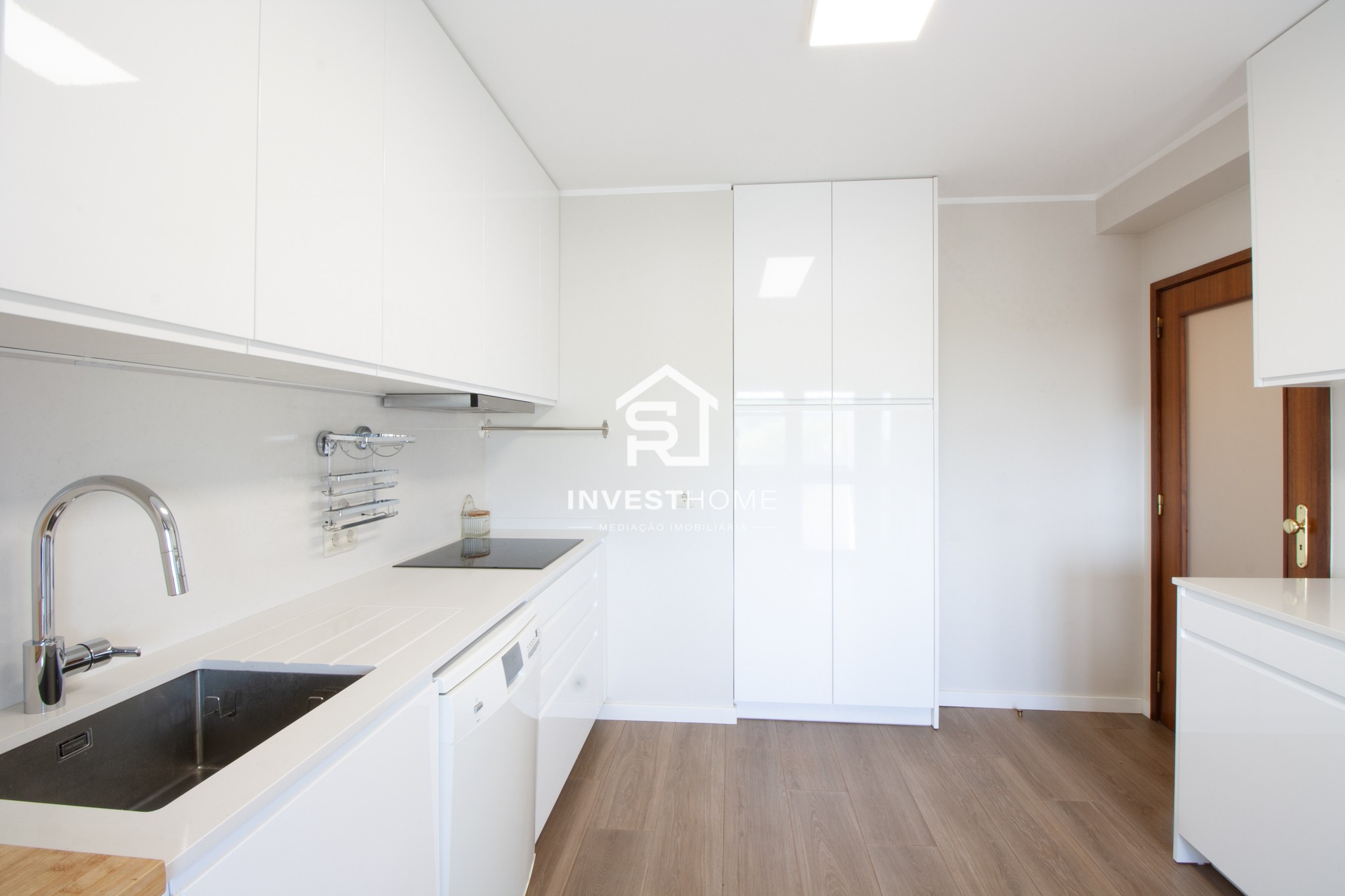 Apartamento T3 +1 | Lugar de Garagem | Metro | Circunvalação | Senhora da Hora