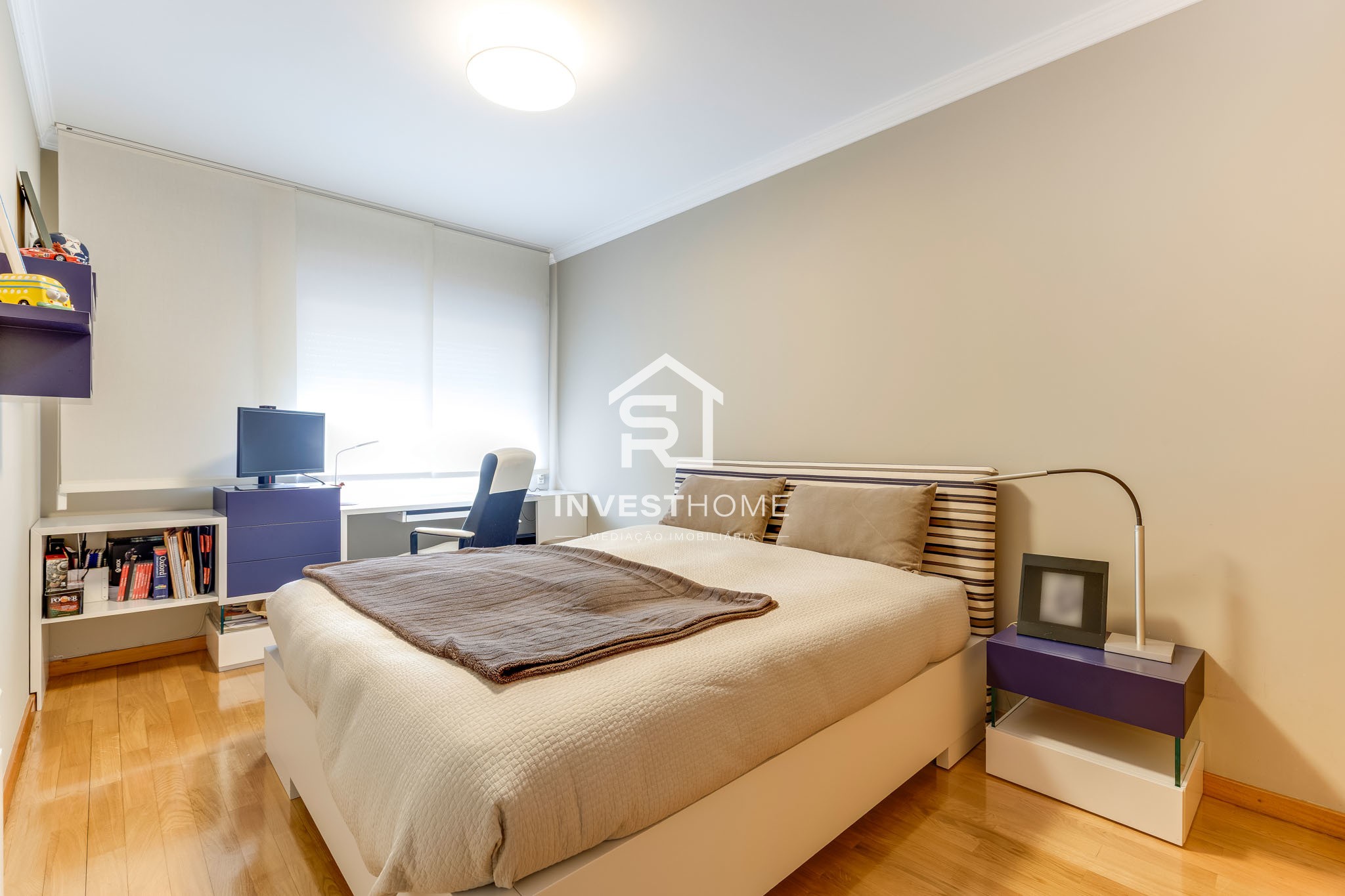 Apartamento T3 | Boas áreas | 2 Frentes | Varanda | Box 1 viatura