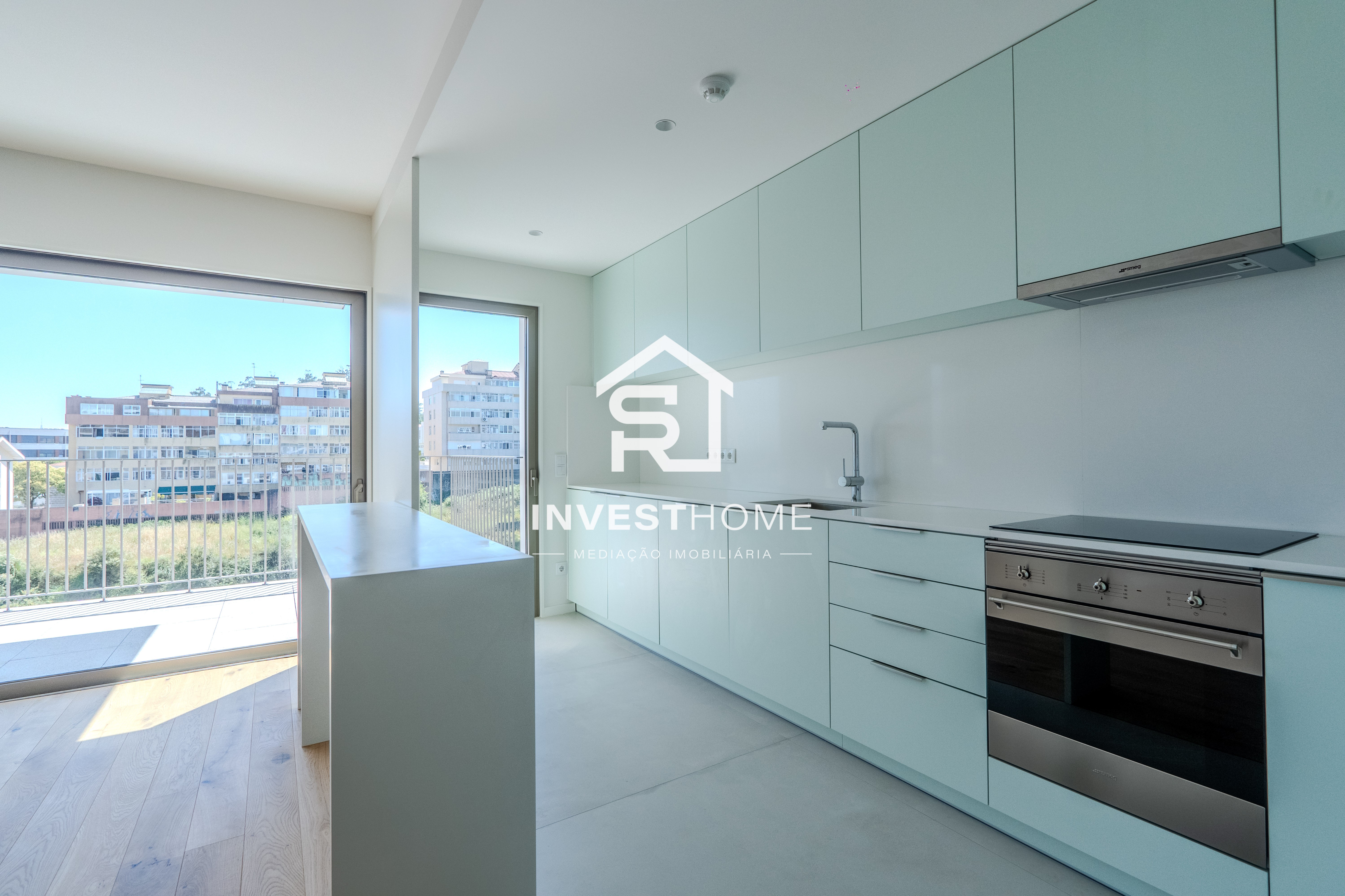 Apartamento T3 | Construção 2024 | Metro | Varanda | Lug Garagem
