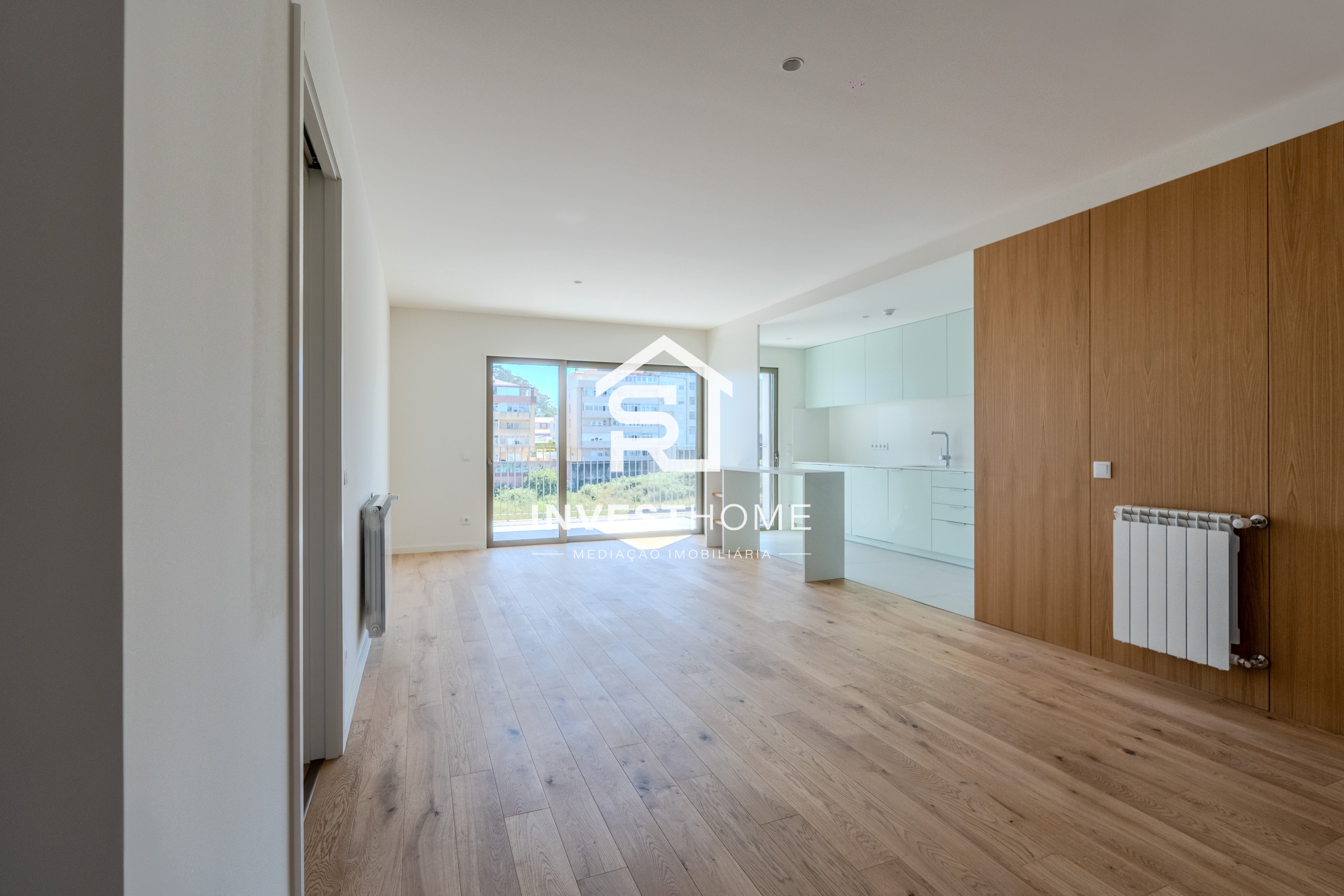 Apartamento T3 | Construção 2024 | Metro | Varanda | Lug Garagem