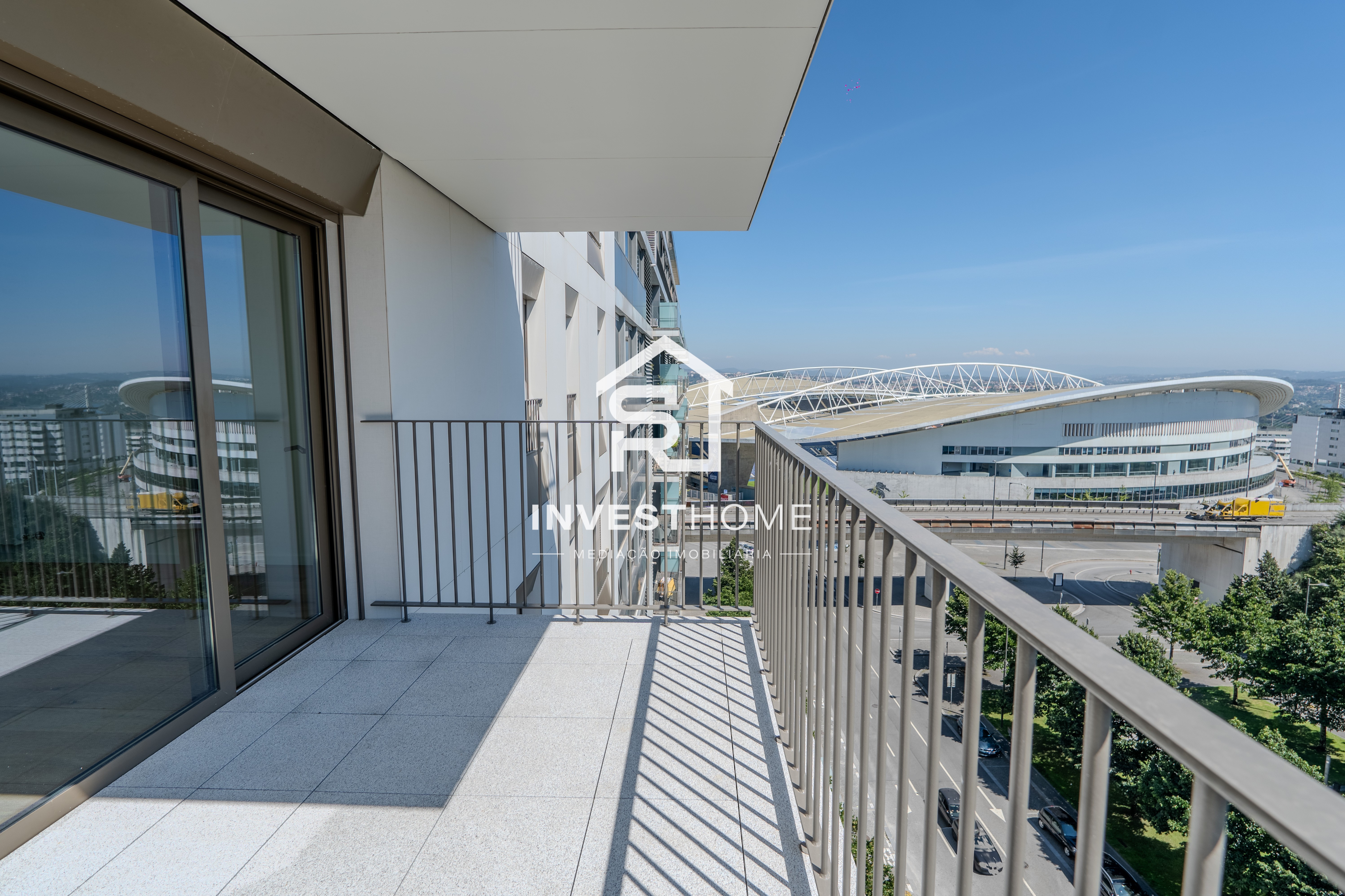 Apartamento T3 | Construção 2024 | Metro | Varanda | Lug Garagem