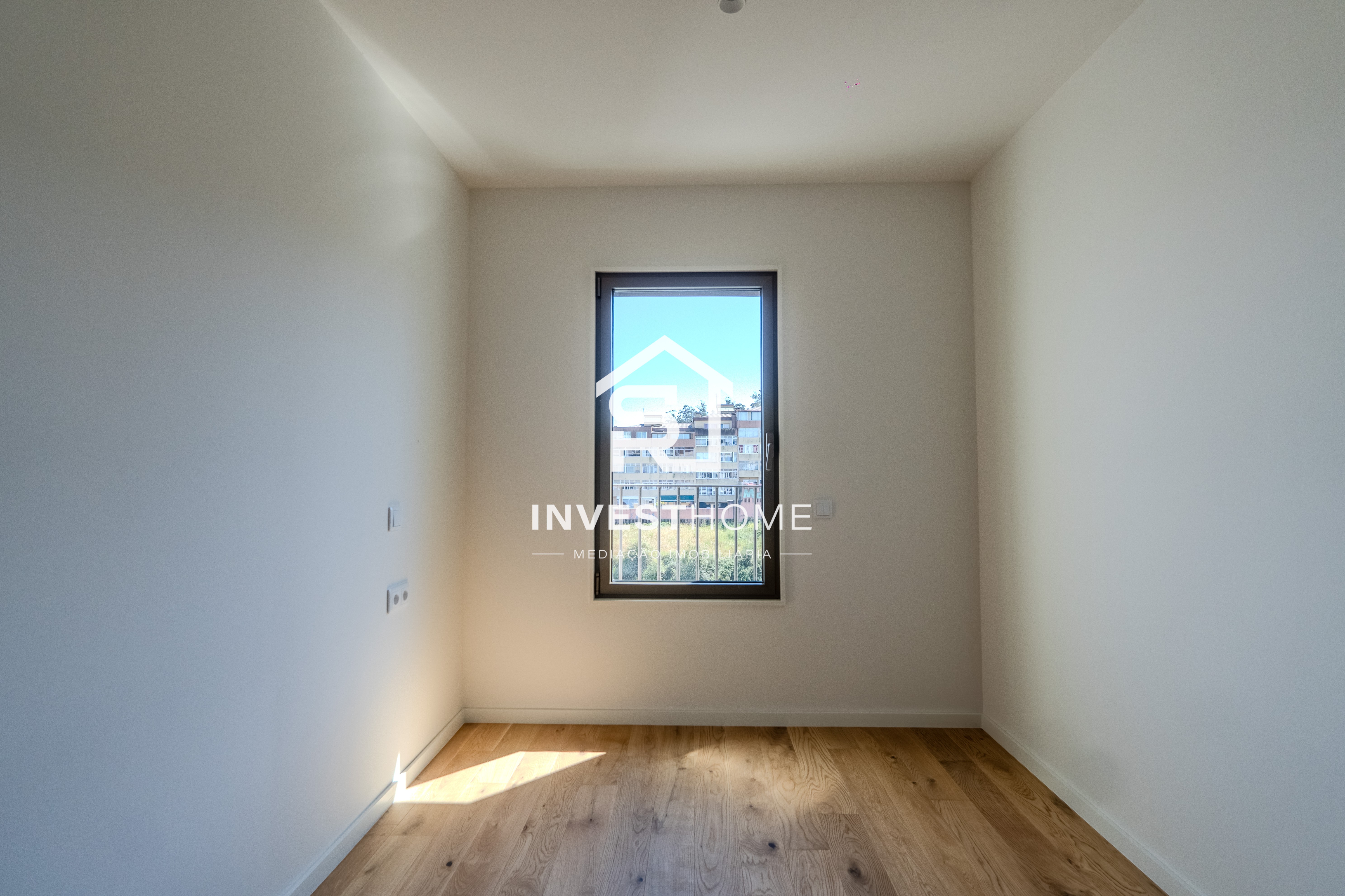 Apartamento T3 | Construção 2024 | Metro | Varanda | Lug Garagem