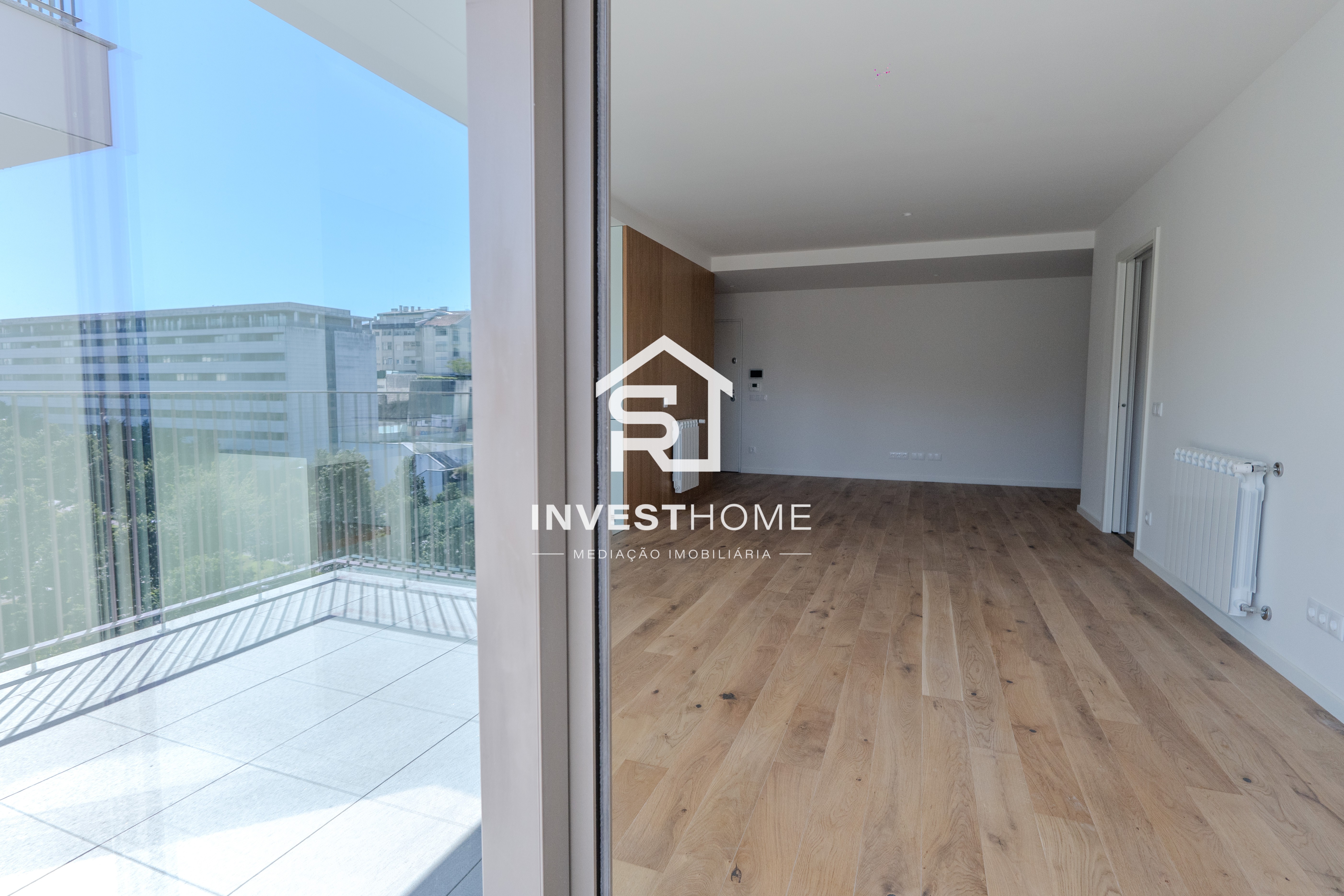 Apartamento T3 | Construção 2024 | Metro | Varanda | Lug Garagem
