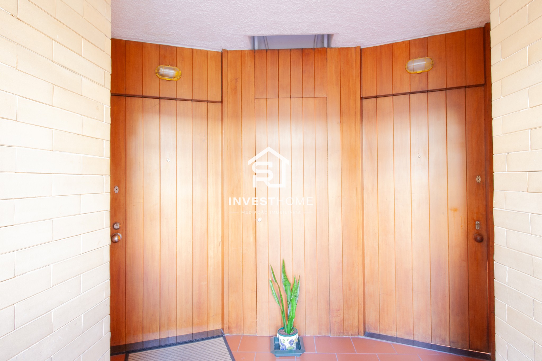 Apartamento T3 | Duplex | Jardim | Campo de ténis | Box | Senhora da Hora