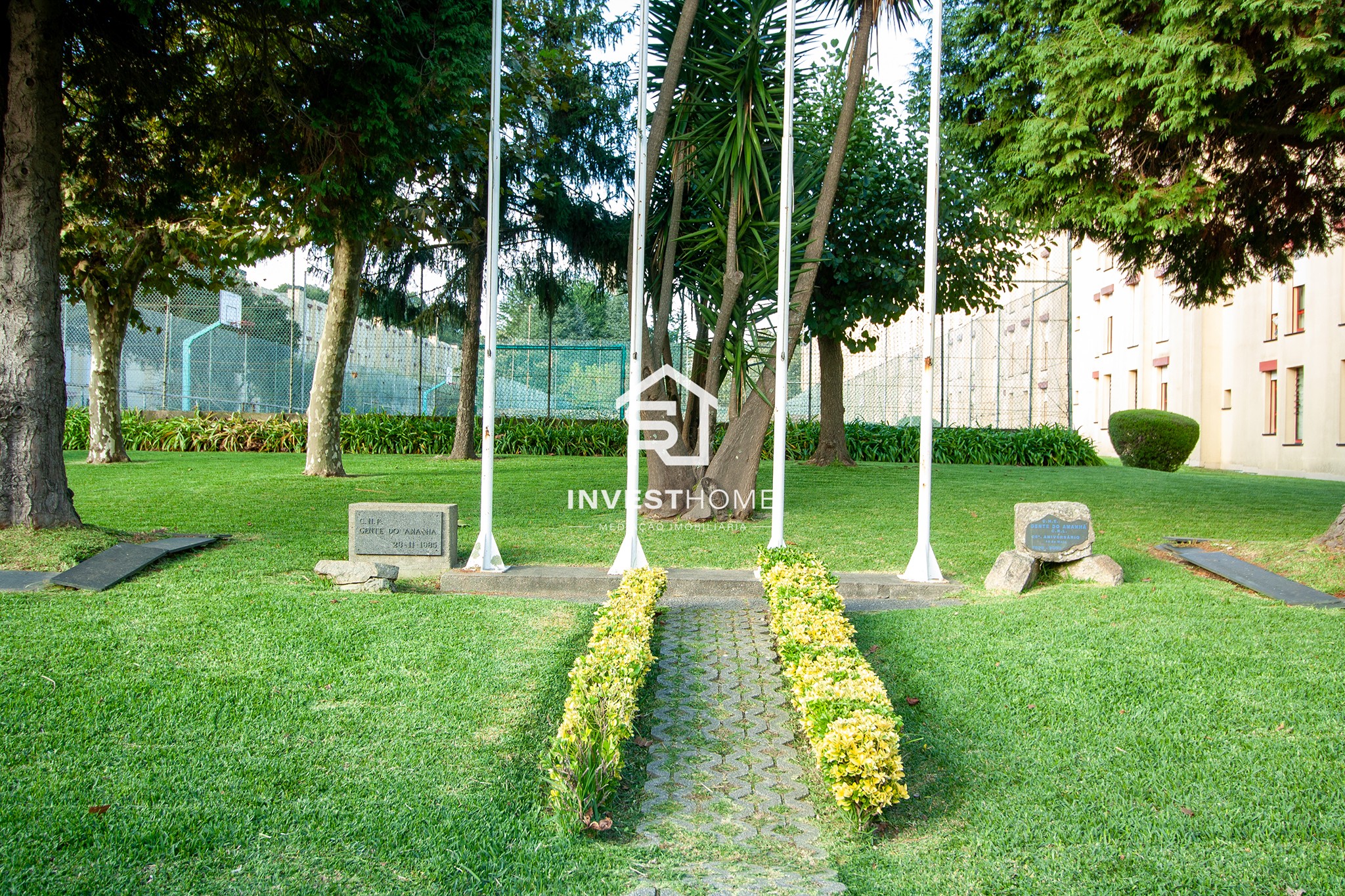 Apartamento T3 | Duplex | Jardim | Campo de ténis | Box | Senhora da Hora