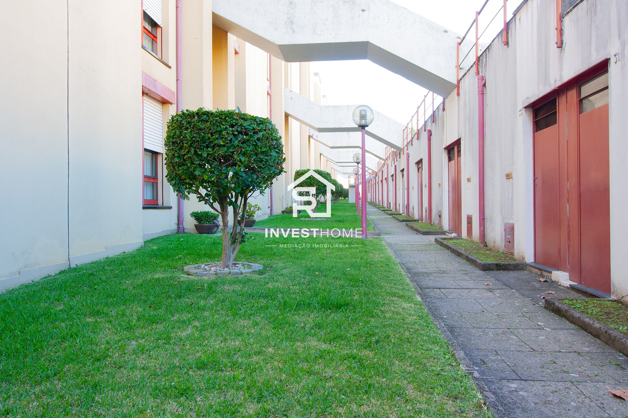 Apartamento T3 | Duplex | Jardim | Campo de ténis | Box | Senhora da Hora