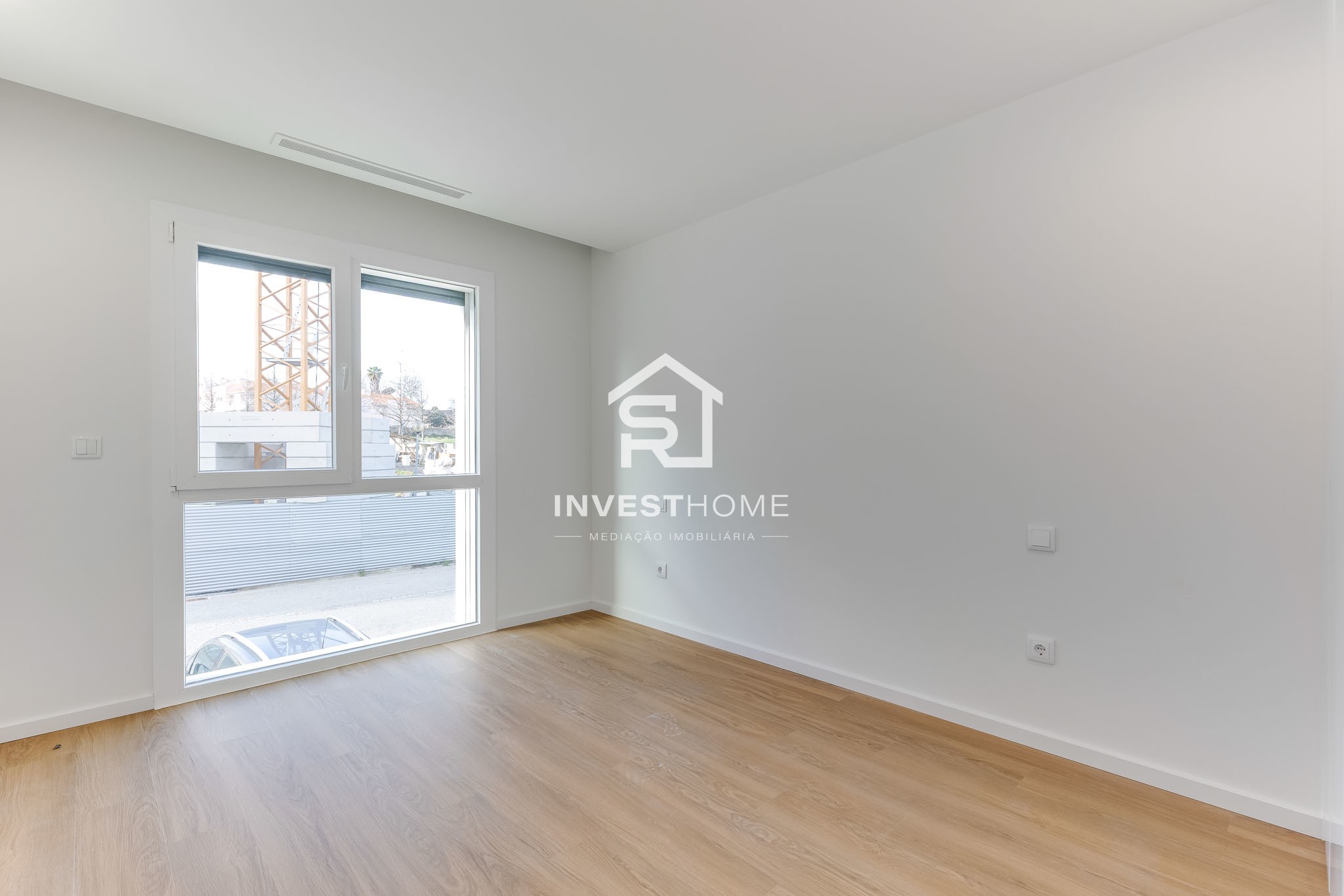 Apartamento T3 | Novo 2025 | Pronto a Escriturar | Varanda | Box