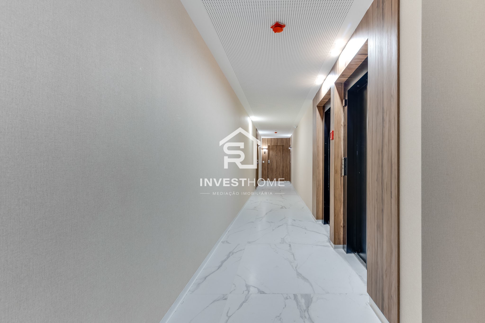 Apartamento T3 | Novo 2025 | Pronto a Escriturar | Varanda | Box