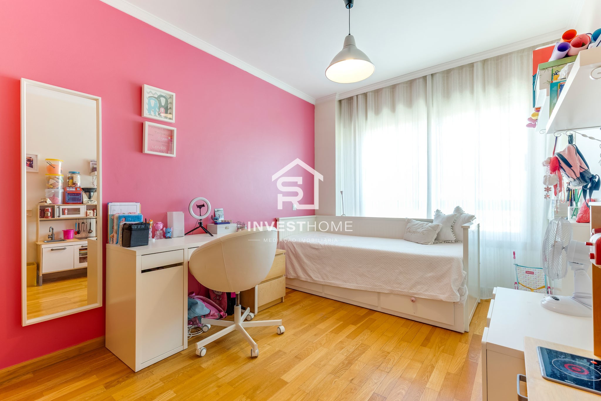 Apartamento T3 | Renovado | Porteiro | Varanda | Lug Garagem | Lordelo do Ouro