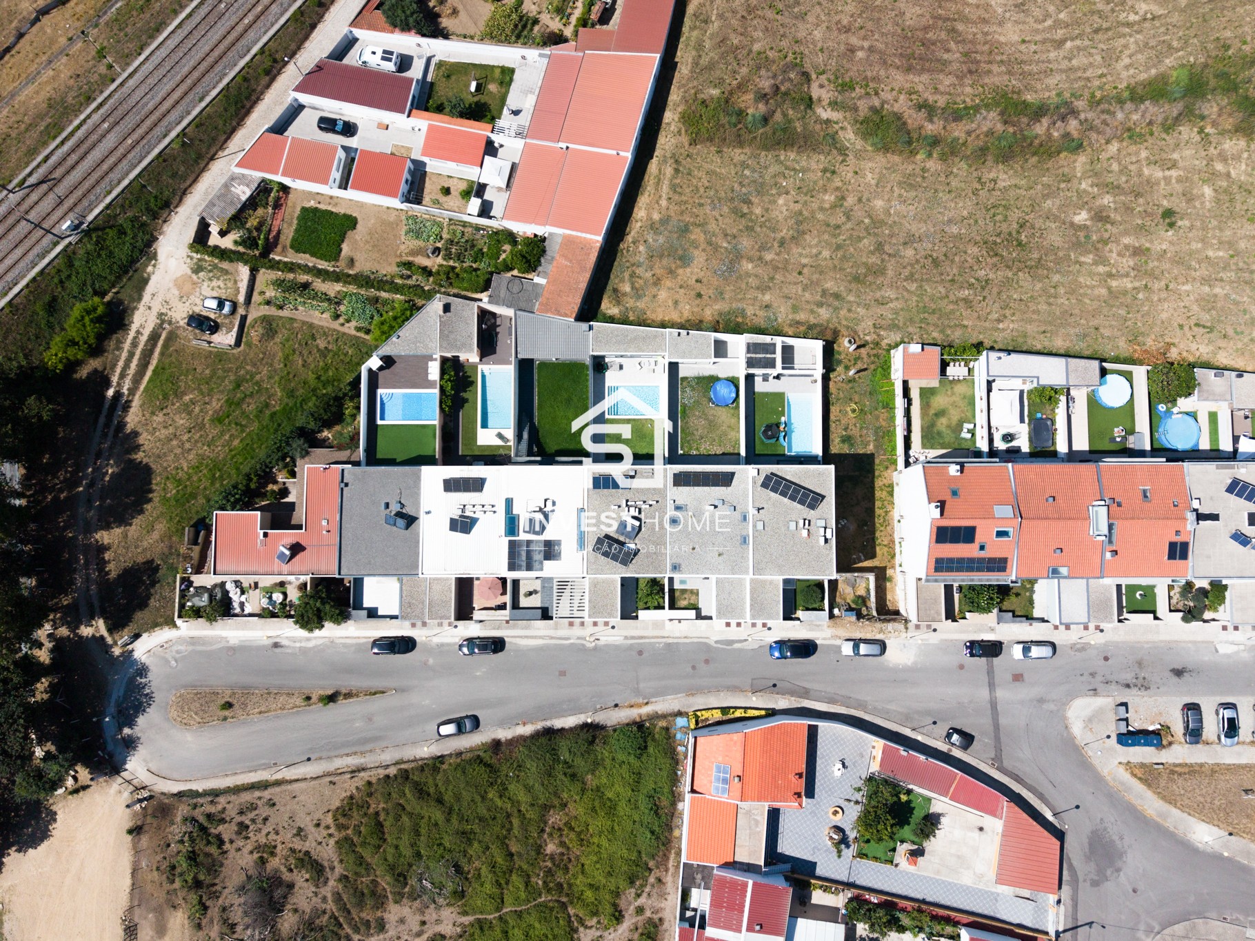 Moradia T3 | Luxo | 2 Frentes | Jardim | Box 2 carros | Leça do Balio