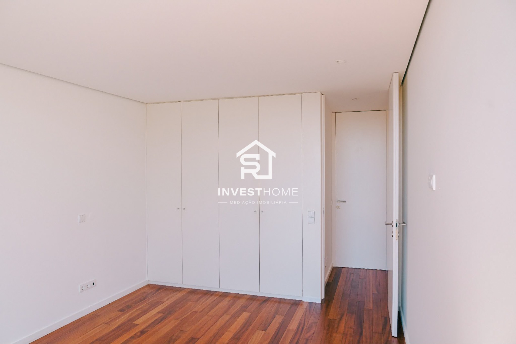Moradia T4 | Condomínio Fechado | Segurança 24h | Piscina | Golf | Jardim | Vale Pisão Nature Resort