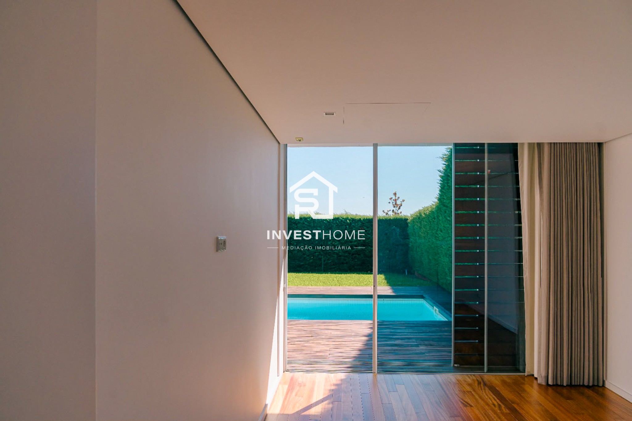 Moradia T4 | Condomínio Fechado | Segurança 24h | Piscina | Golf | Jardim | Vale Pisão Nature Resort