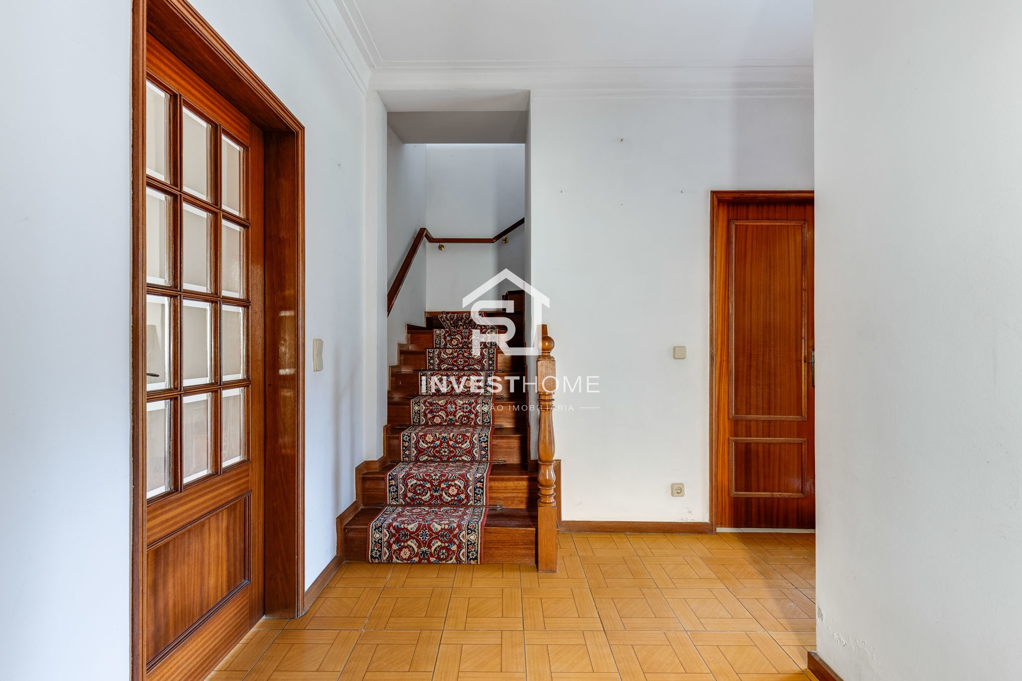 Moradia T4 | Junto ao Metro do Lidador | Varanda | Jardins | Garagem