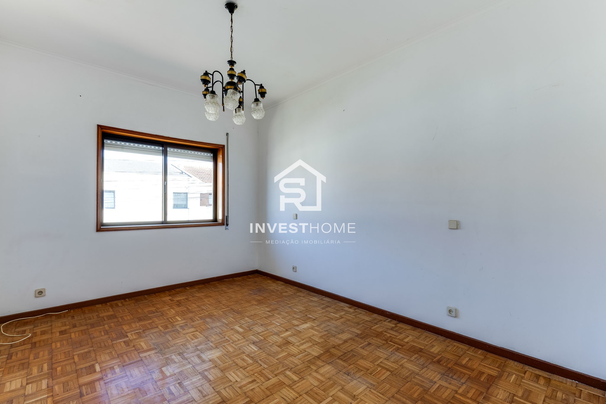 Moradia T4 | Junto ao Metro do Lidador | Varanda | Jardins | Garagem