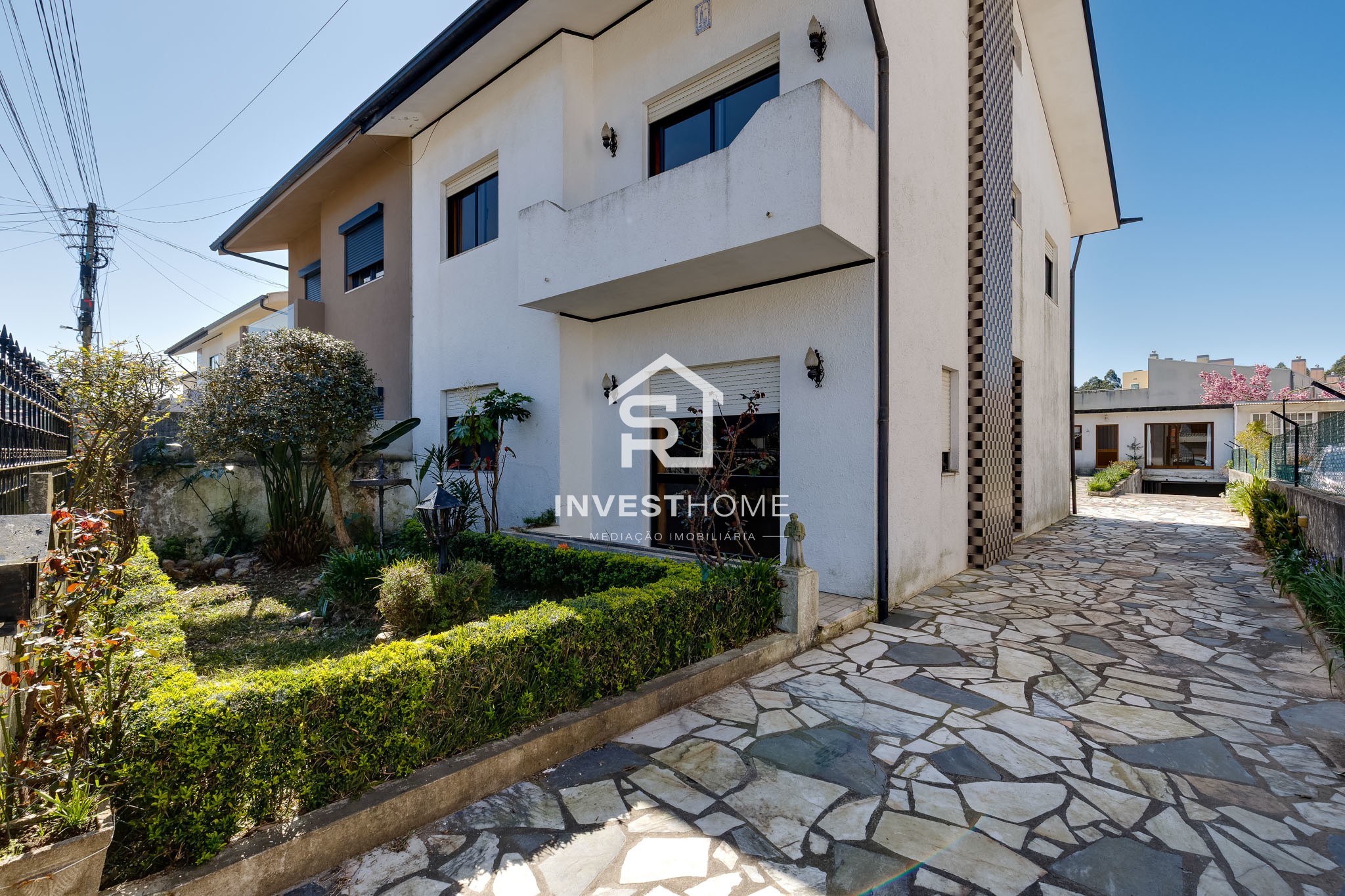 Moradia T4 | Junto ao Metro do Lidador | Varanda | Jardins | Garagem