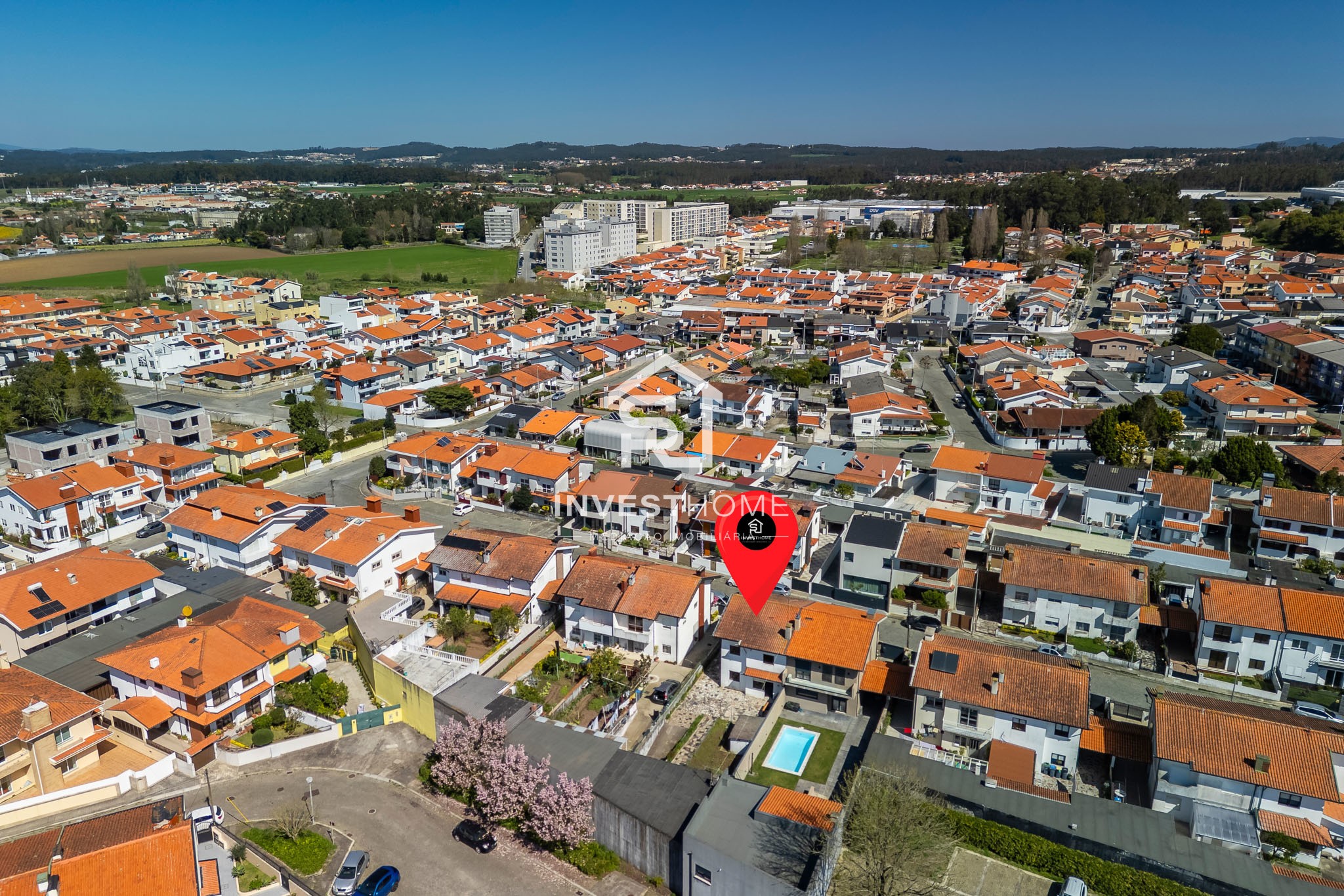 Moradia T4 | Junto ao Metro do Lidador | Varanda | Jardins | Garagem