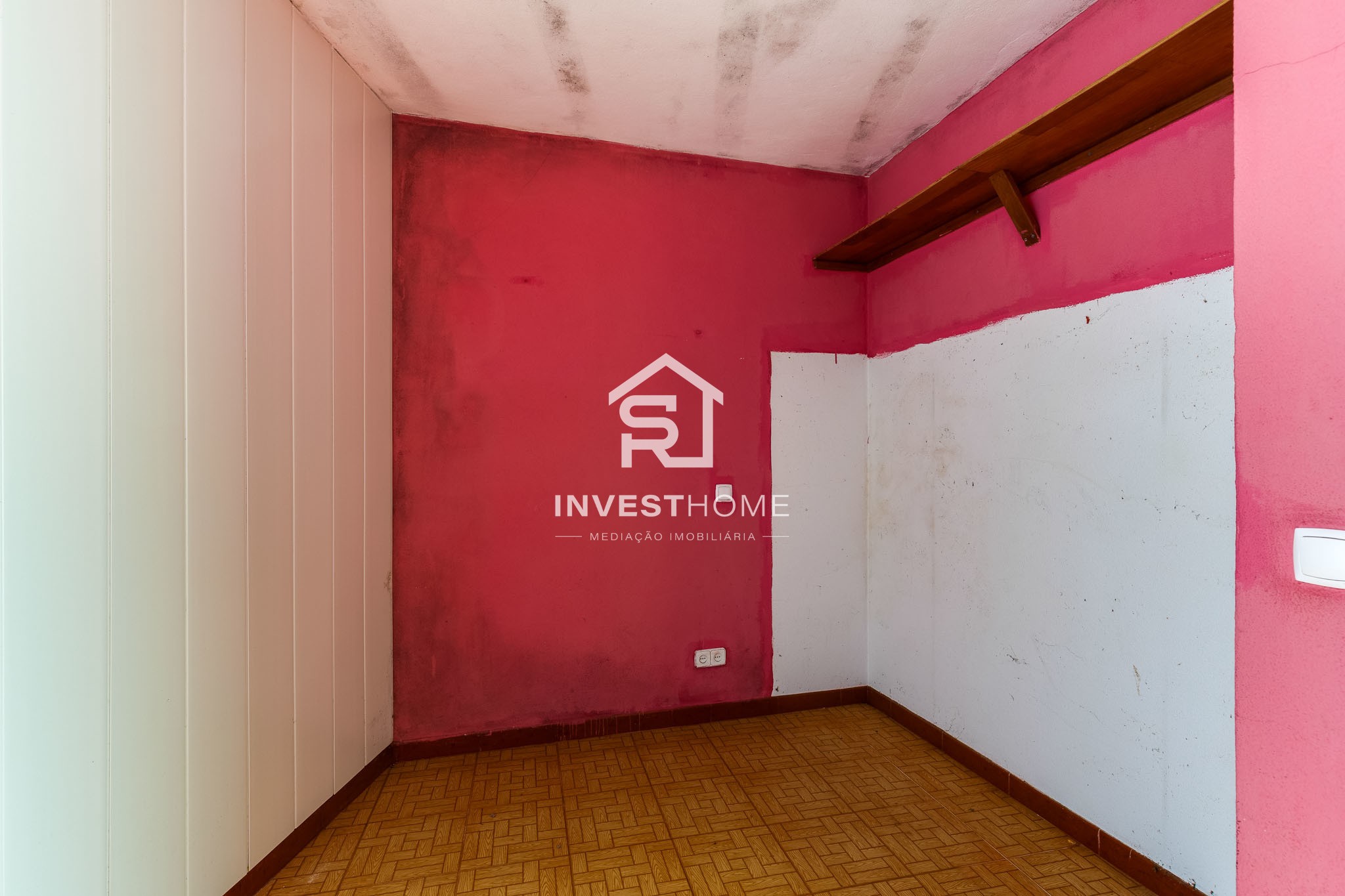 Moradia T4 | Junto ao Metro do Lidador | Varanda | Jardins | Garagem