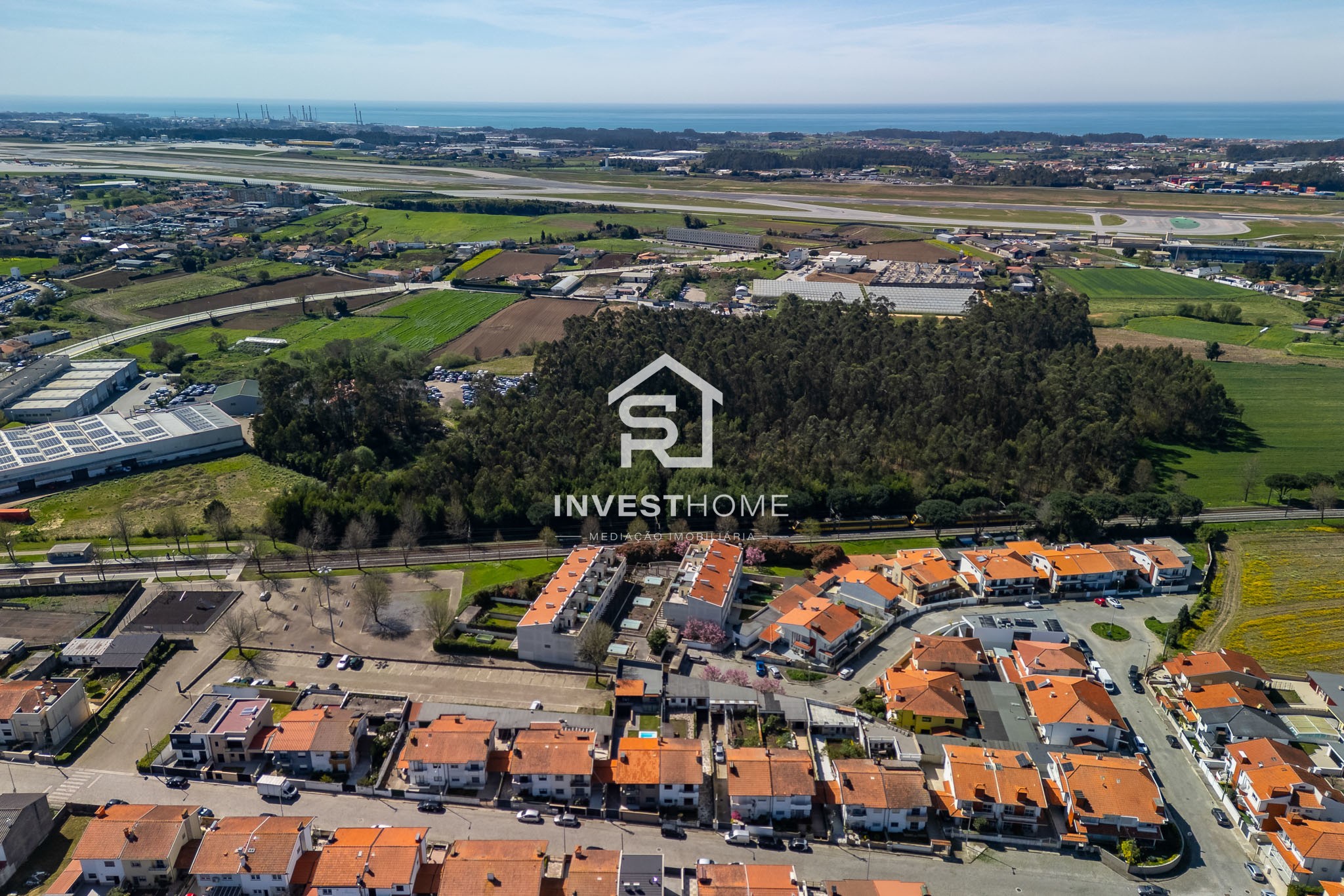 Moradia T4 | Junto ao Metro do Lidador | Varanda | Jardins | Garagem