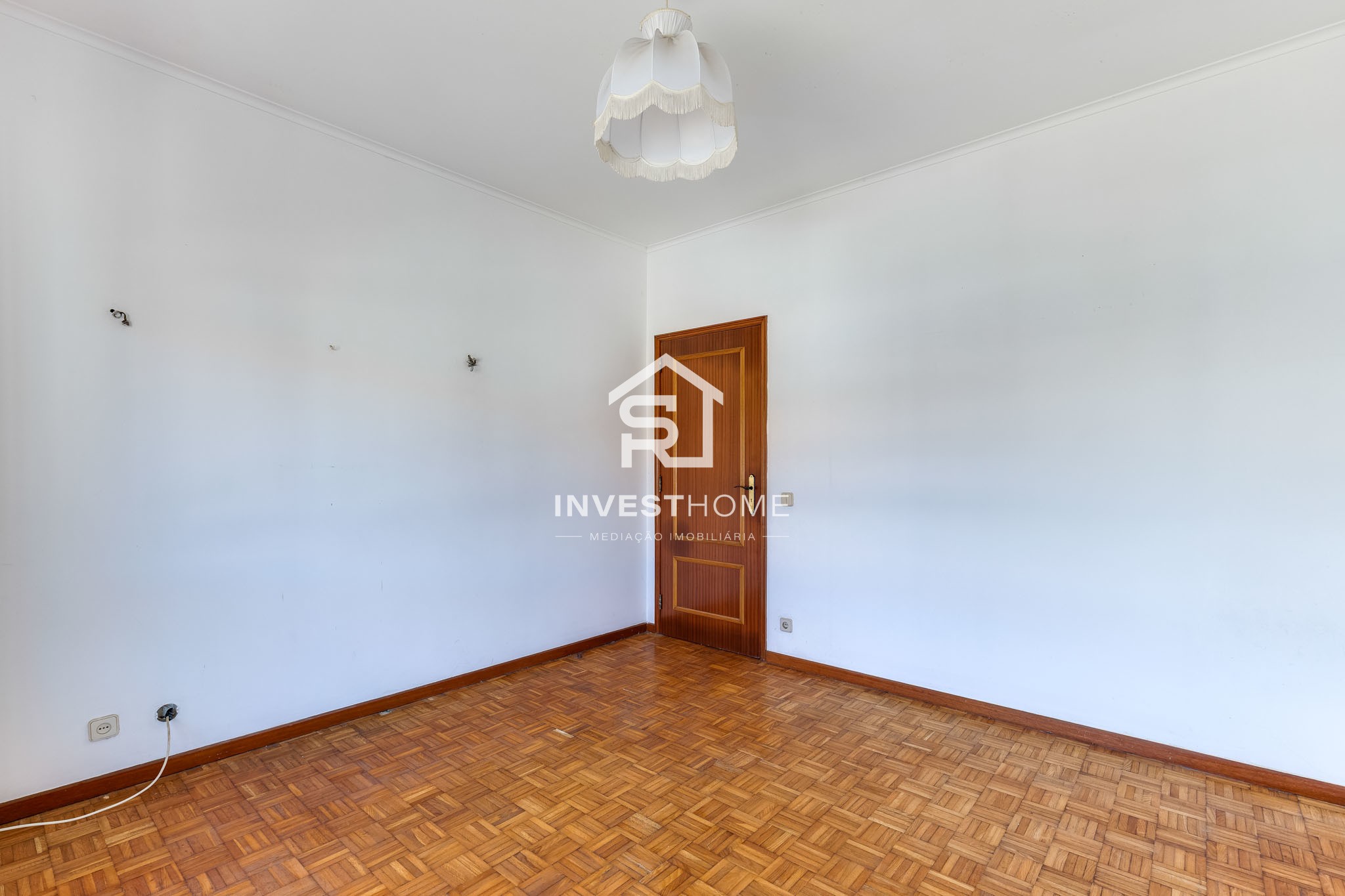Moradia T4 | Junto ao Metro do Lidador | Varanda | Jardins | Garagem