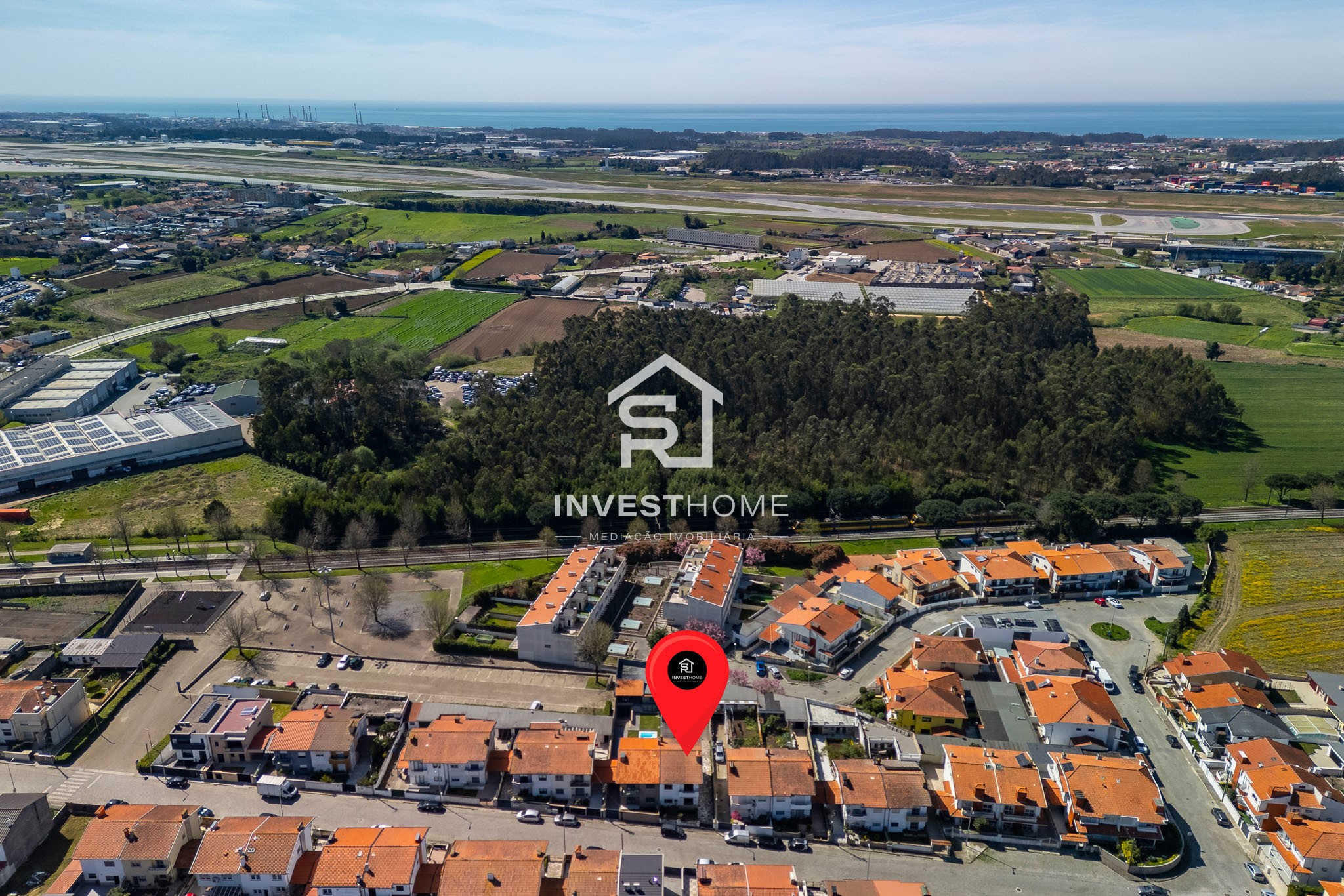 Moradia T4 | Junto ao Metro do Lidador | Varanda | Jardins | Garagem