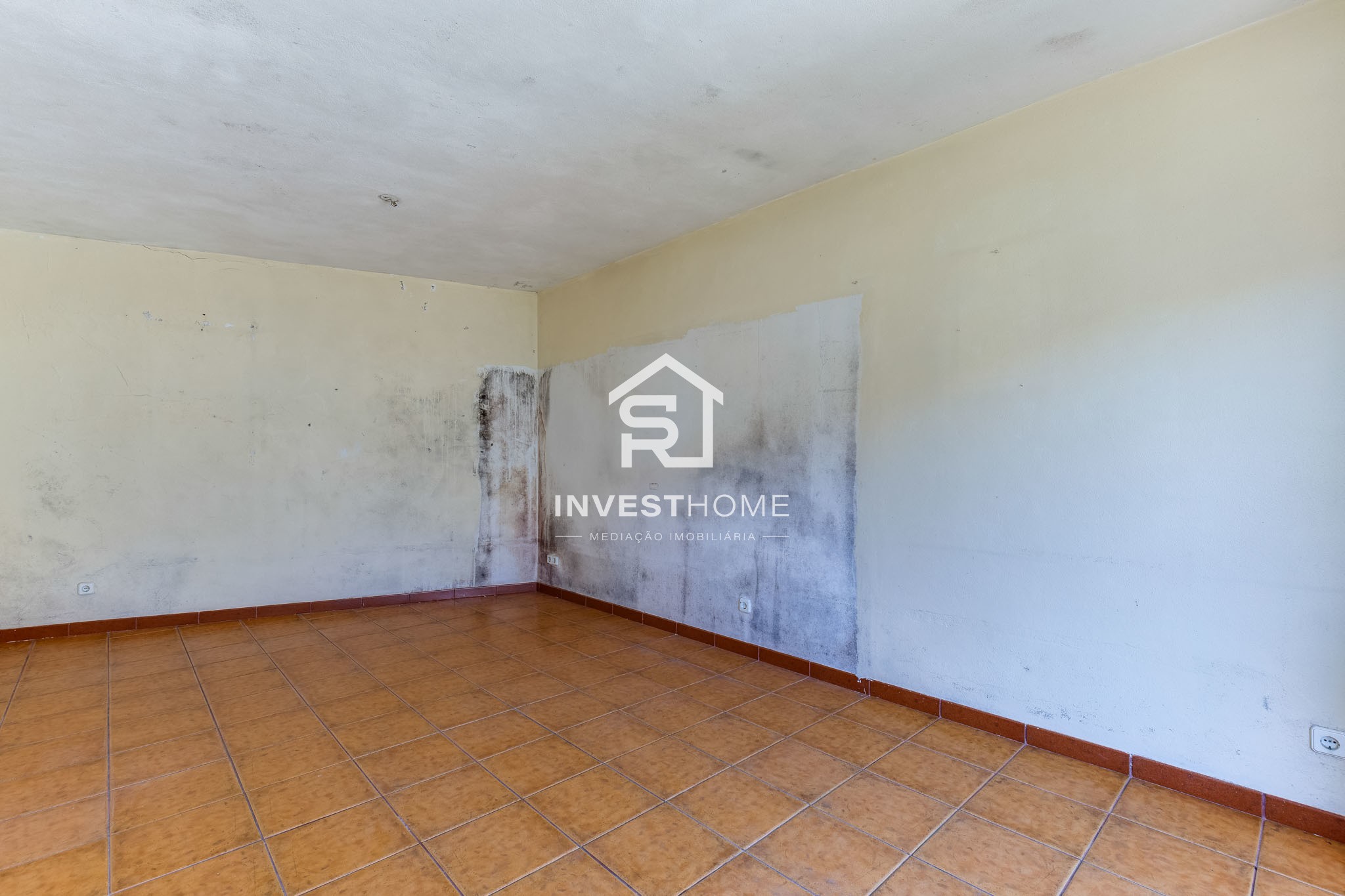 Moradia T4 | Junto ao Metro do Lidador | Varanda | Jardins | Garagem