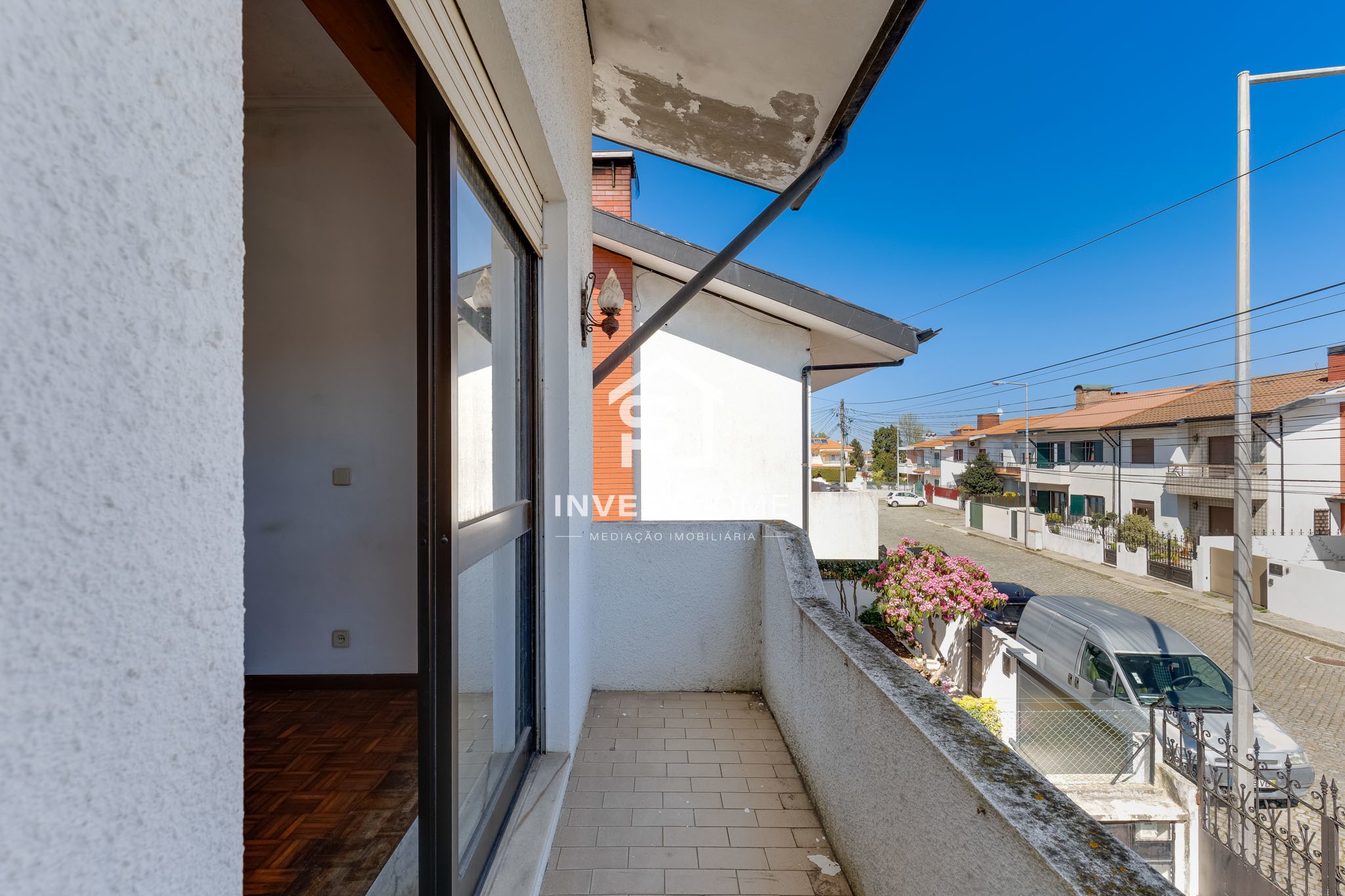 Moradia T4 | Junto ao Metro do Lidador | Varanda | Jardins | Garagem