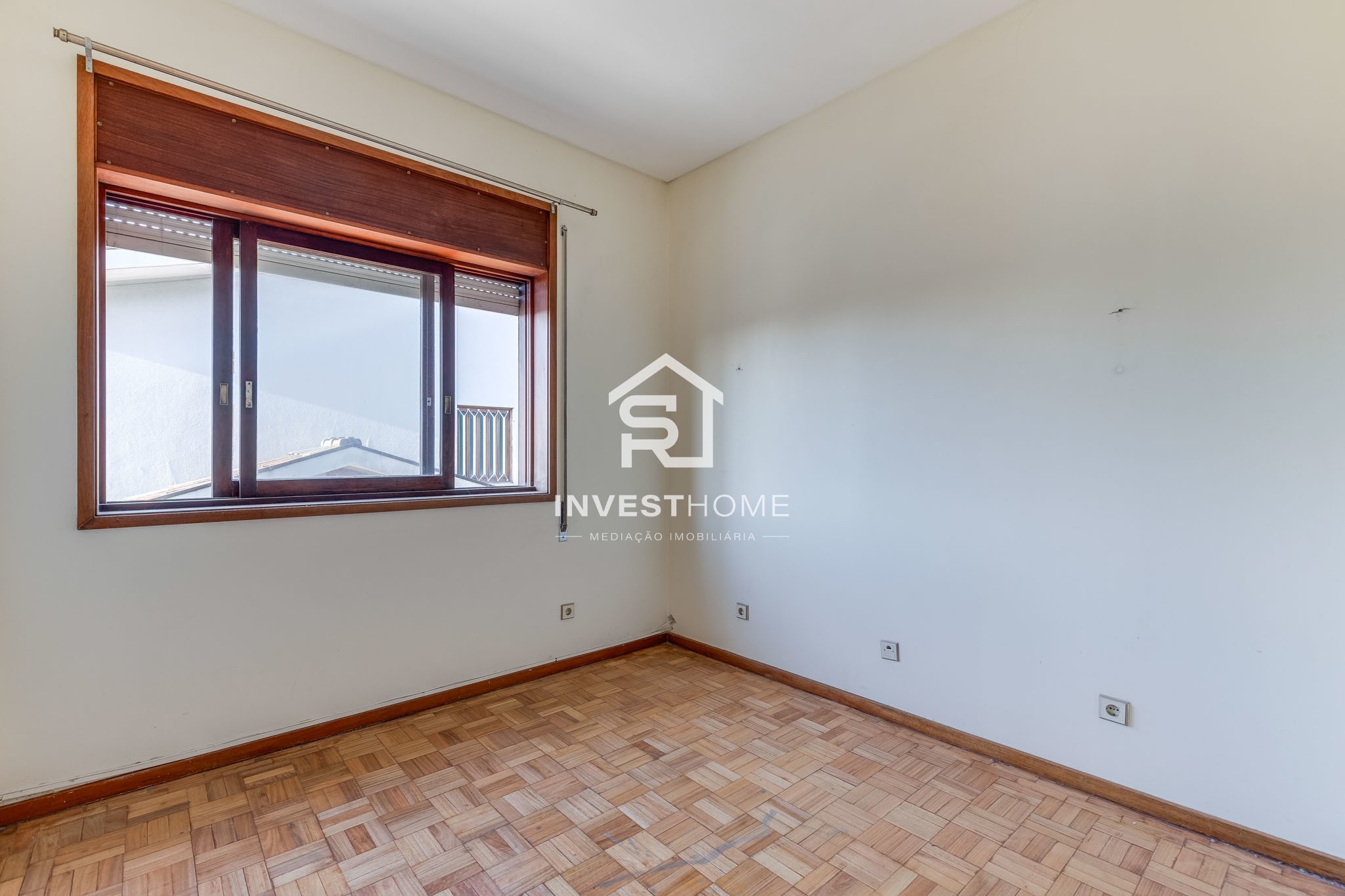 Oportunidade Única de Investimento – Sociedade Comercial com Padaria/Confeitaria e Património Imobiliário