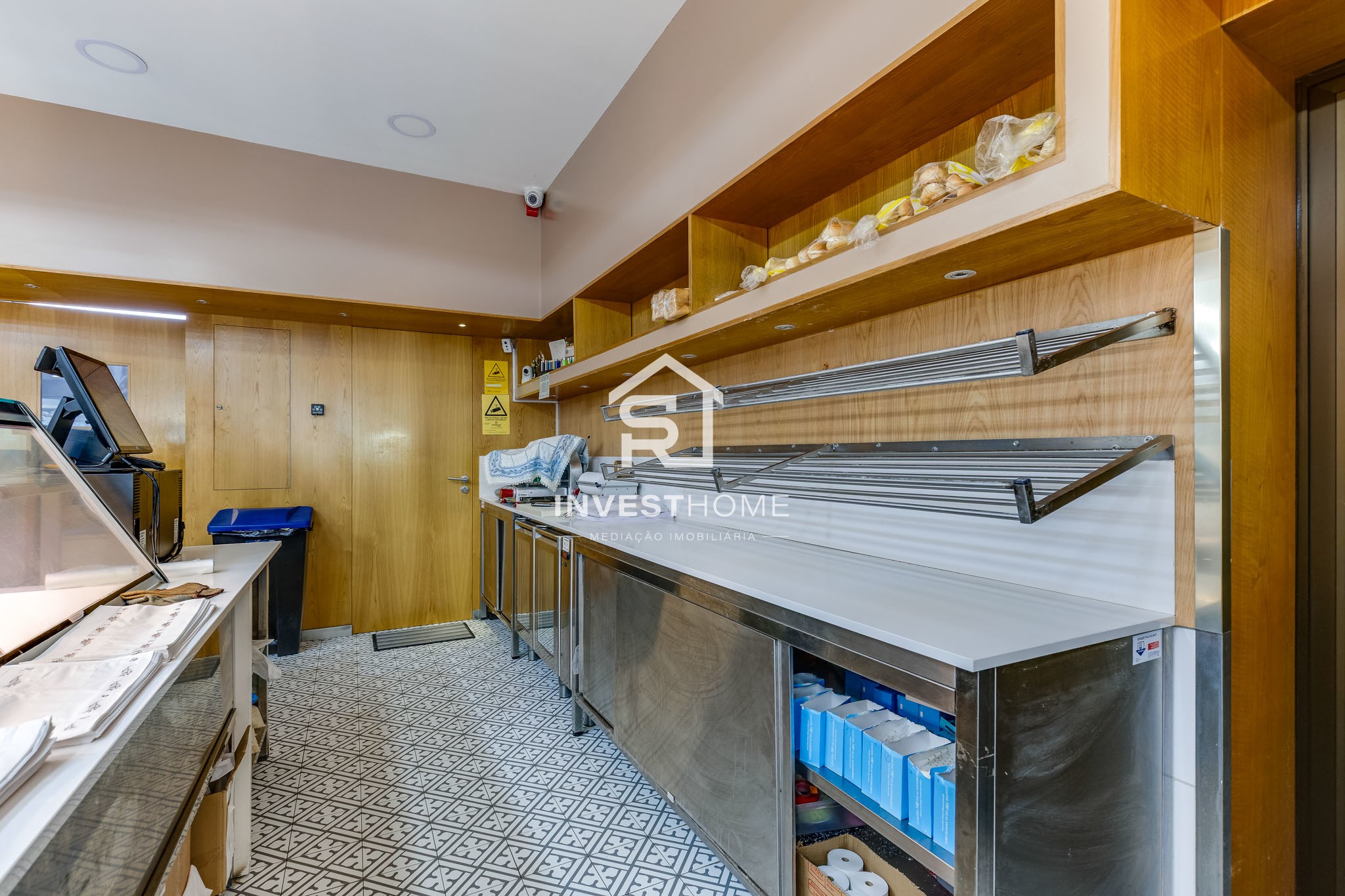 Oportunidade Única de Investimento – Sociedade Comercial com Padaria/Confeitaria e Património Imobiliário