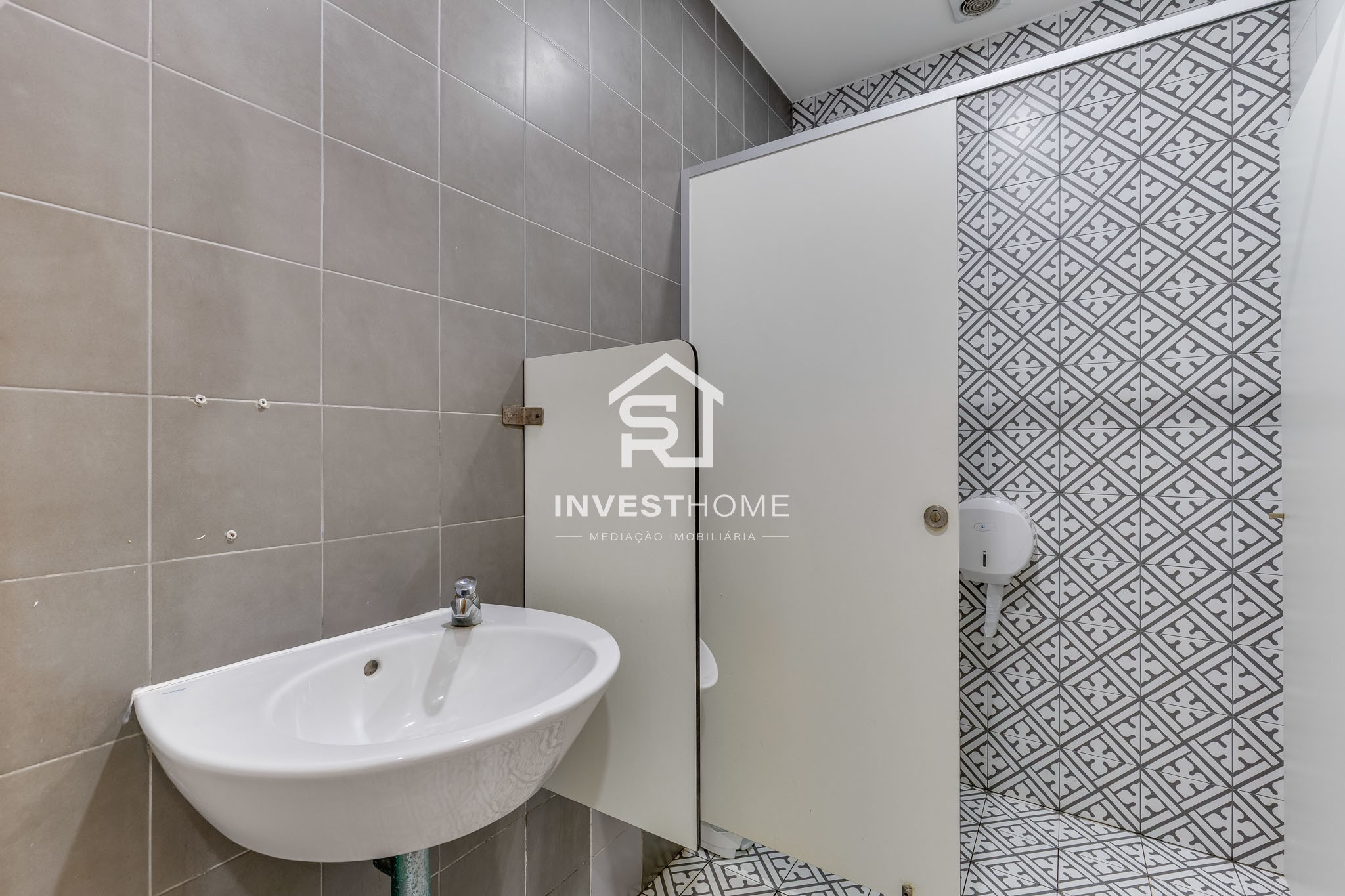 Oportunidade Única de Investimento – Sociedade Comercial com Padaria/Confeitaria e Património Imobiliário