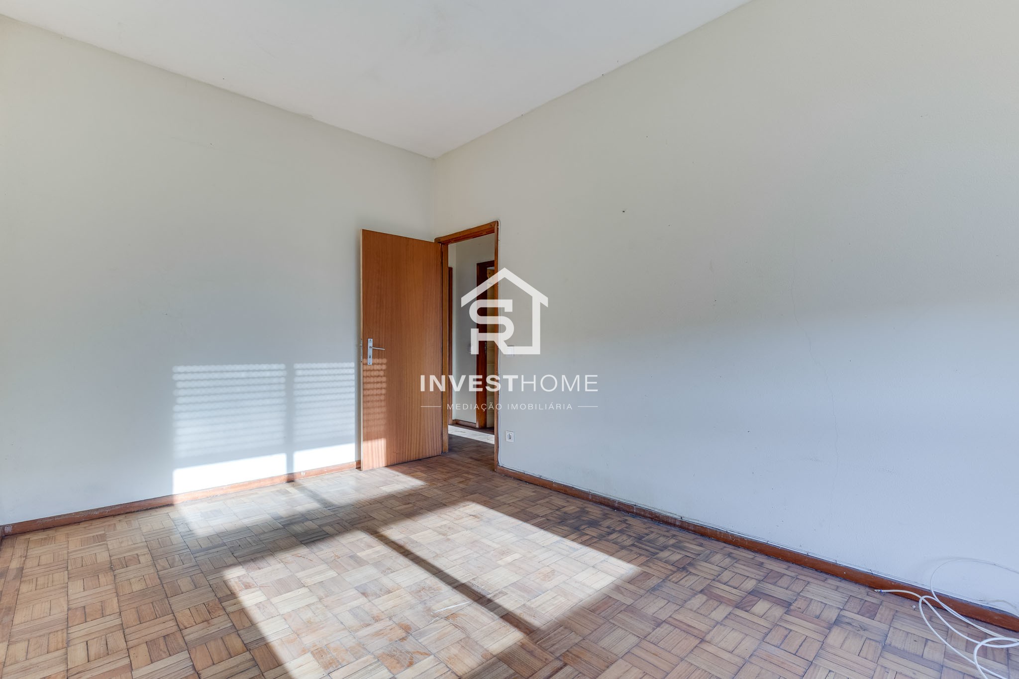 Oportunidade Única de Investimento – Sociedade Comercial com Padaria/Confeitaria e Património Imobiliário