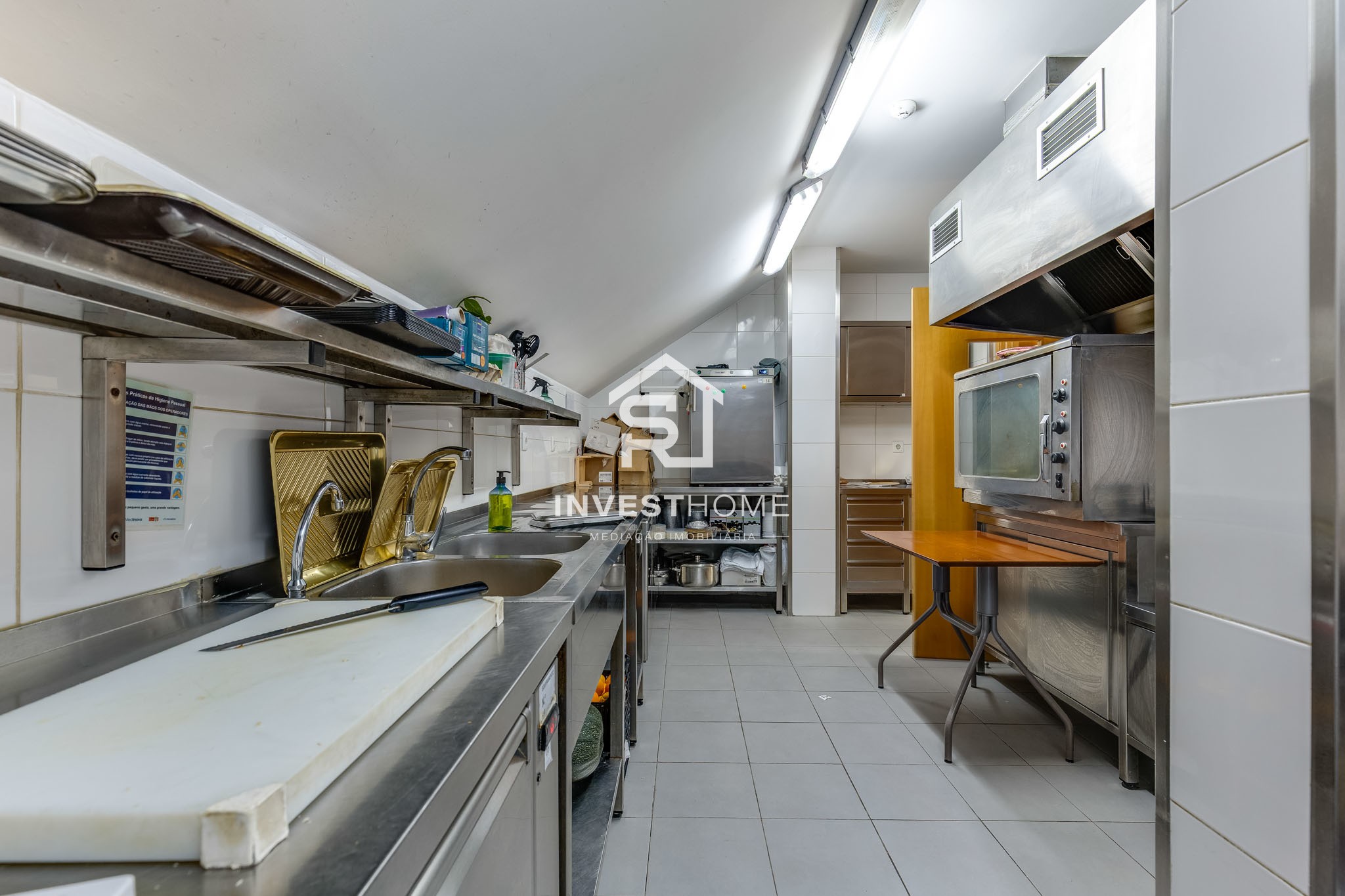 Oportunidade Única de Investimento – Sociedade Comercial com Padaria/Confeitaria e Património Imobiliário