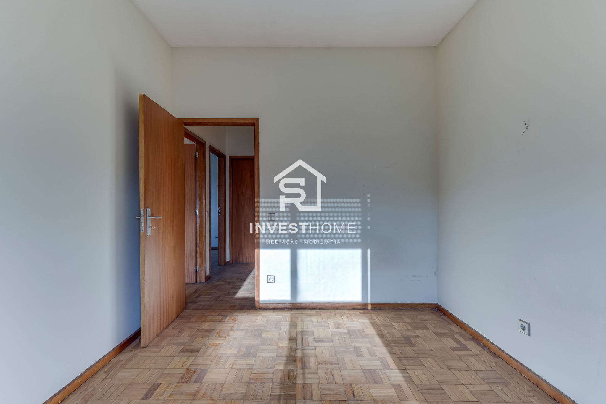 Oportunidade Única de Investimento – Sociedade Comercial com Padaria/Confeitaria e Património Imobiliário