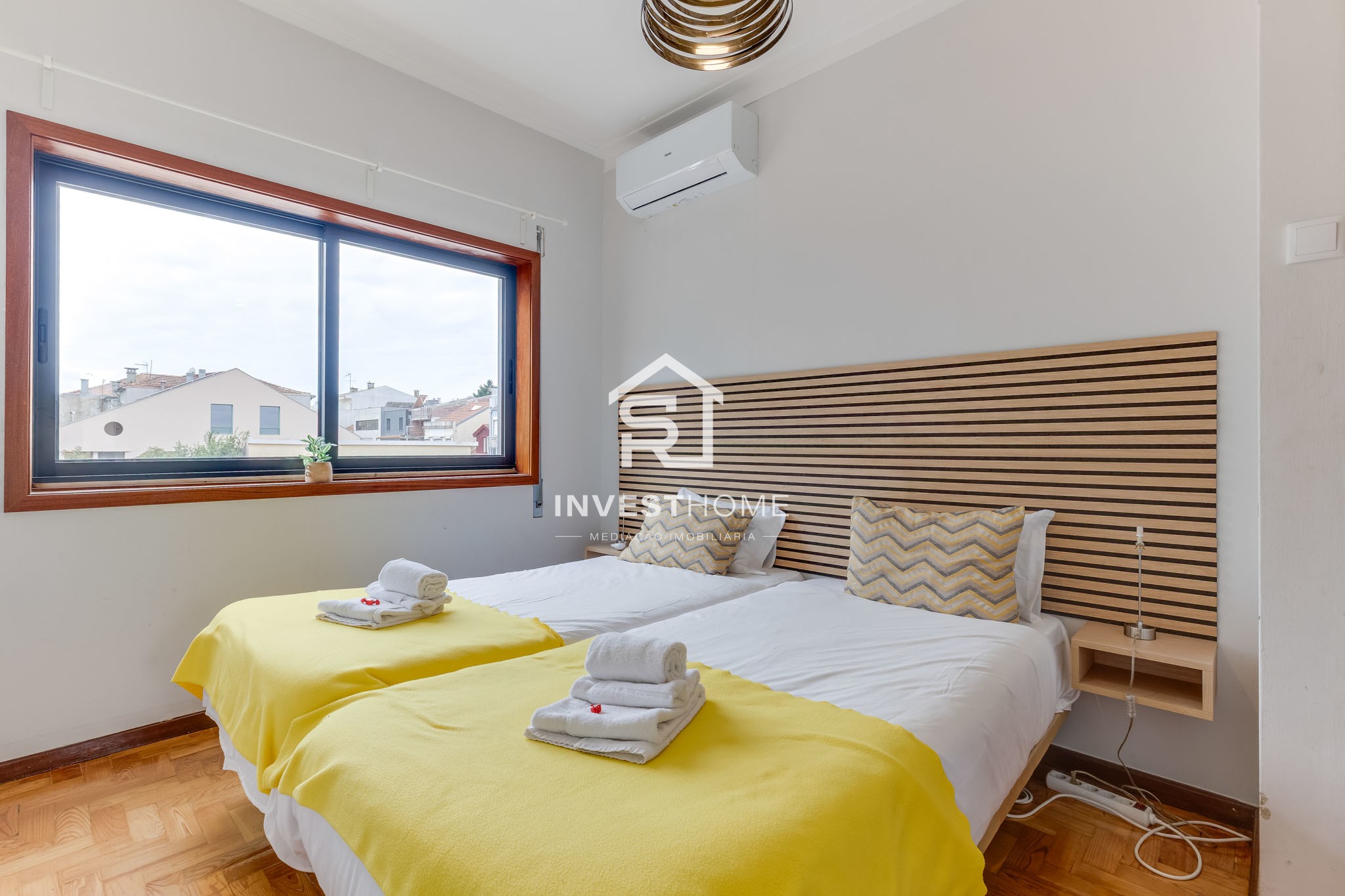 Prédio | 4 Apartamentos T2 | Licença AL ativa | Porto