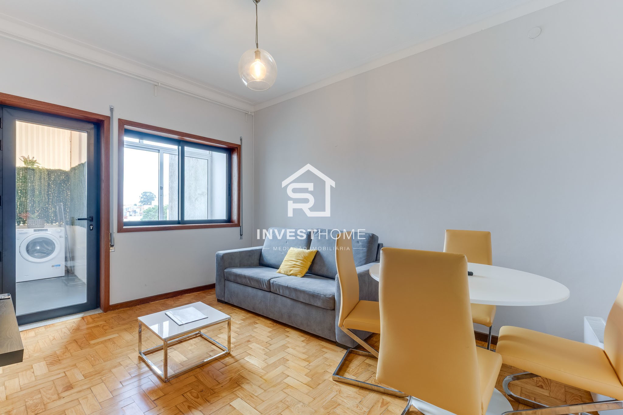 Prédio | 4 Apartamentos T2 | Licença AL ativa | Porto