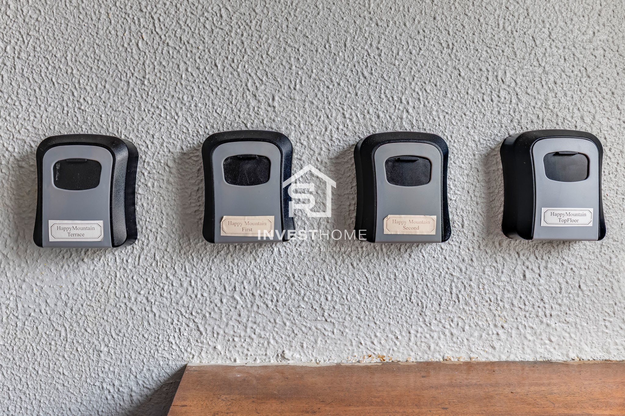 Prédio | 4 Apartamentos T2 | Licença AL ativa | Porto