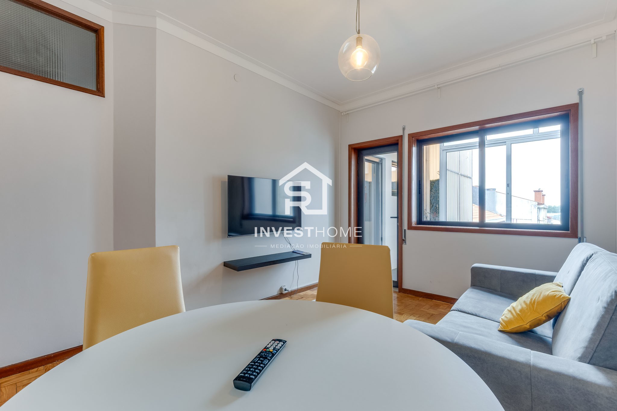 Prédio | 4 Apartamentos T2 | Licença AL ativa | Porto