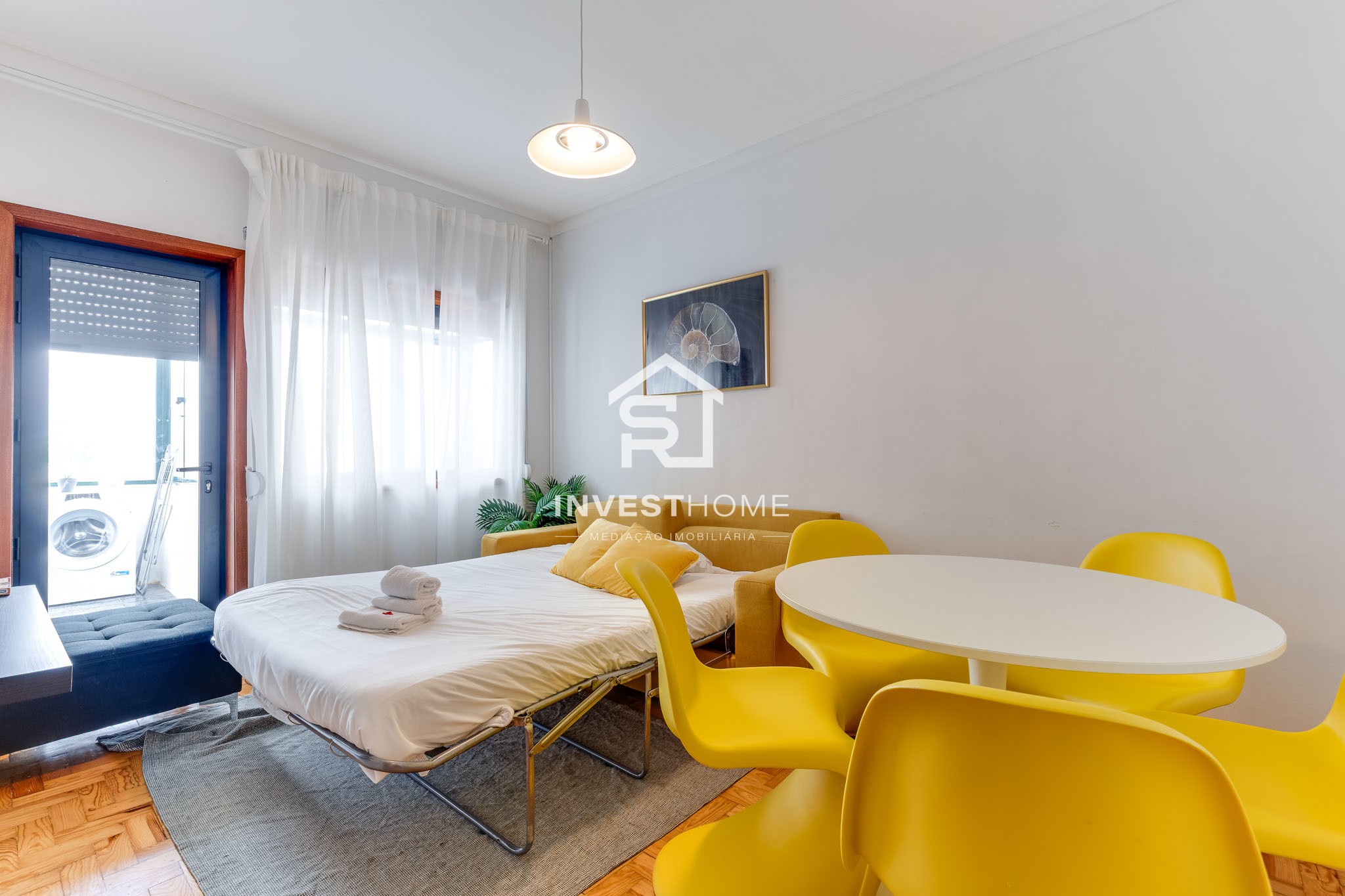Prédio | 4 Apartamentos T2 | Licença AL ativa | Porto