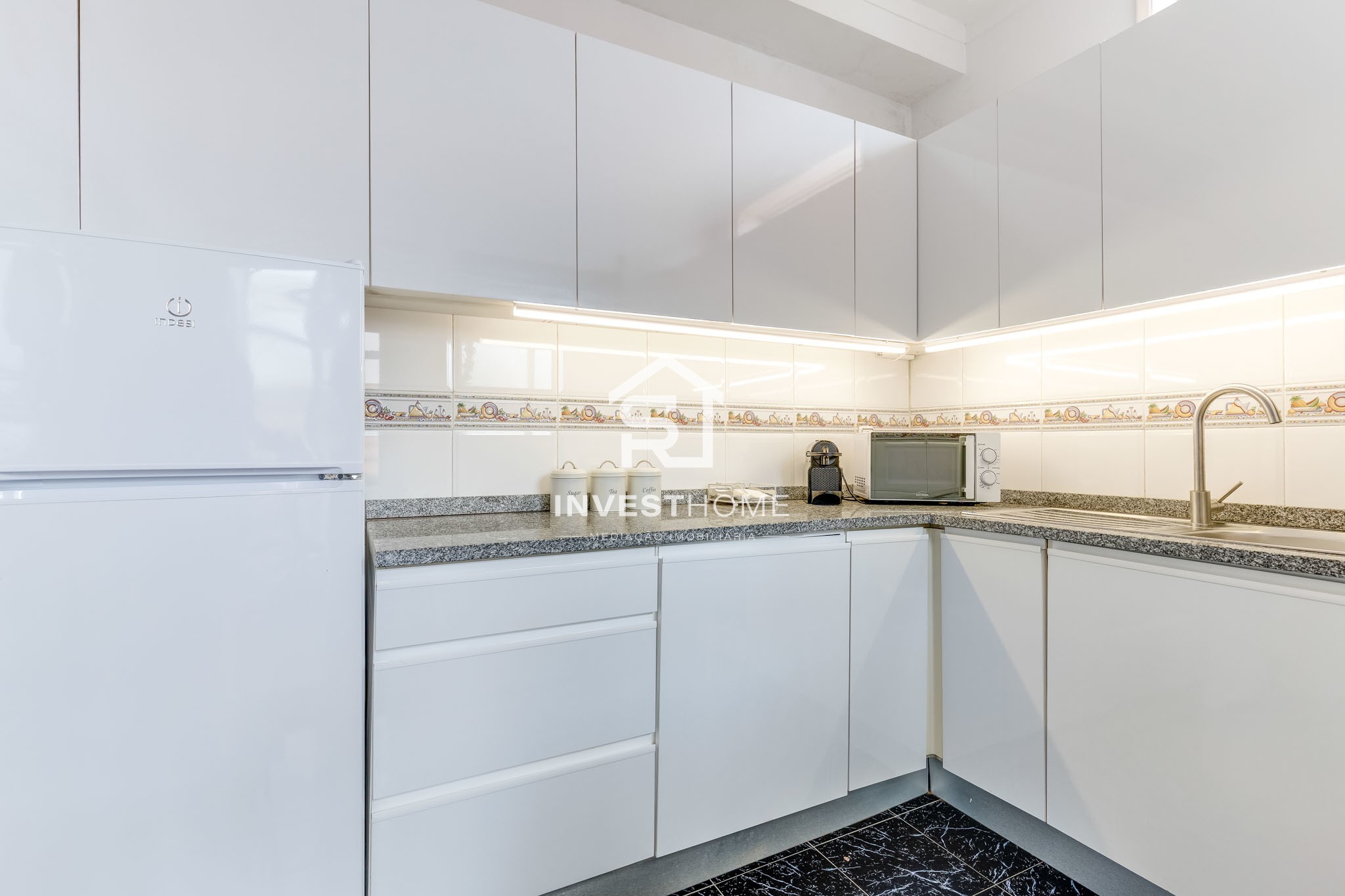 Prédio | 4 Apartamentos T2 | Licença AL ativa | Porto