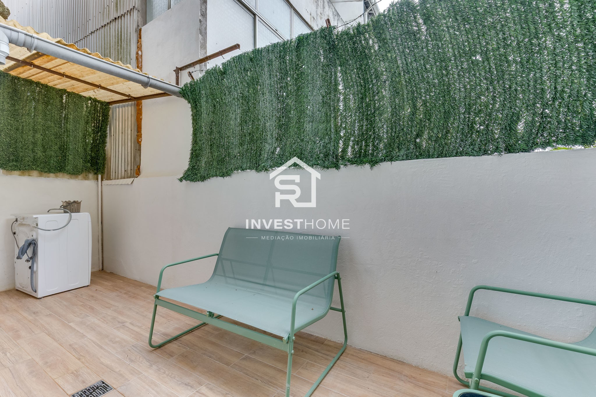 Prédio | 4 Apartamentos T2 | Licença AL ativa | Porto