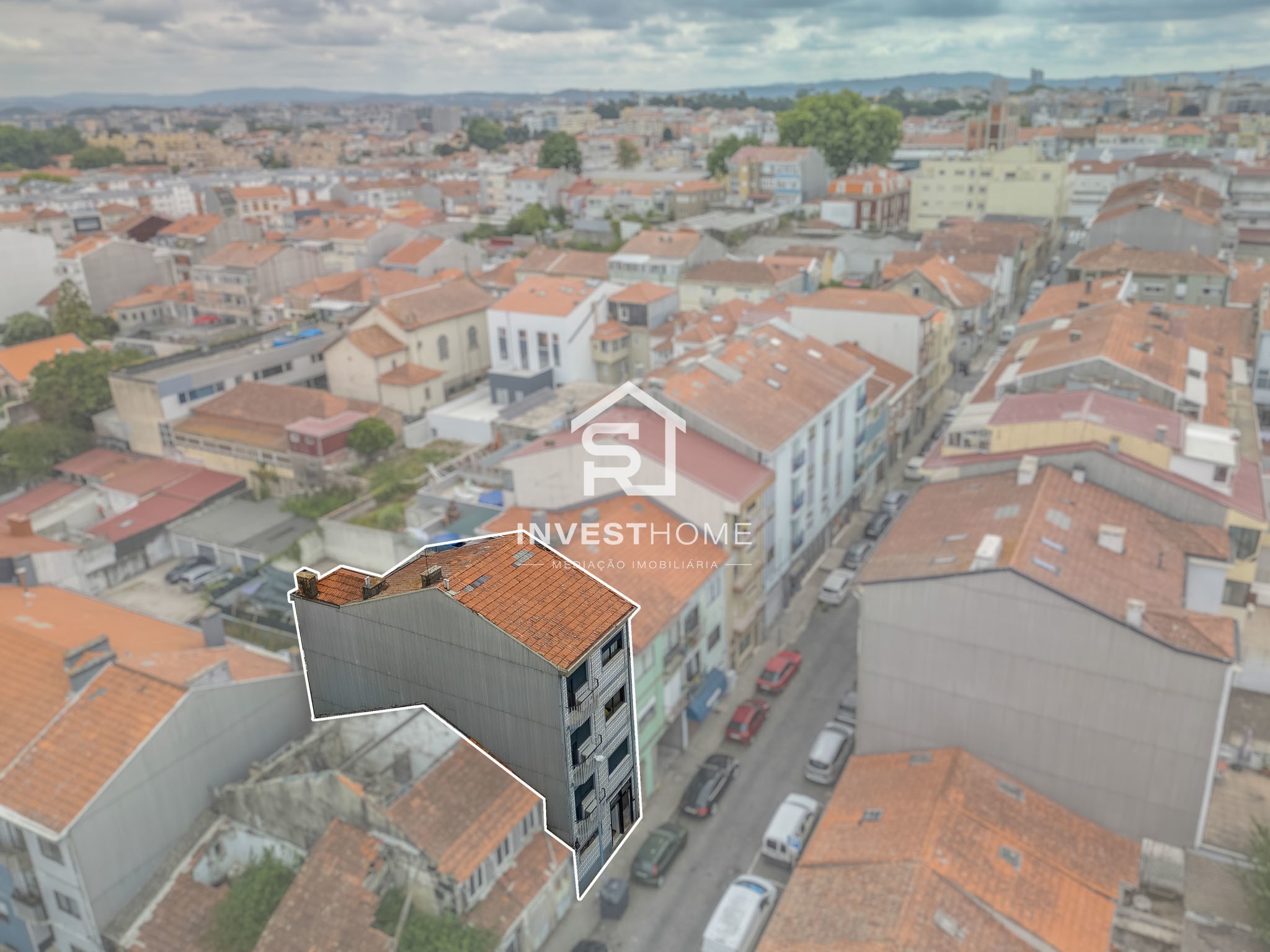 Prédio | 4 Apartamentos T2 | Licença AL ativa | Porto