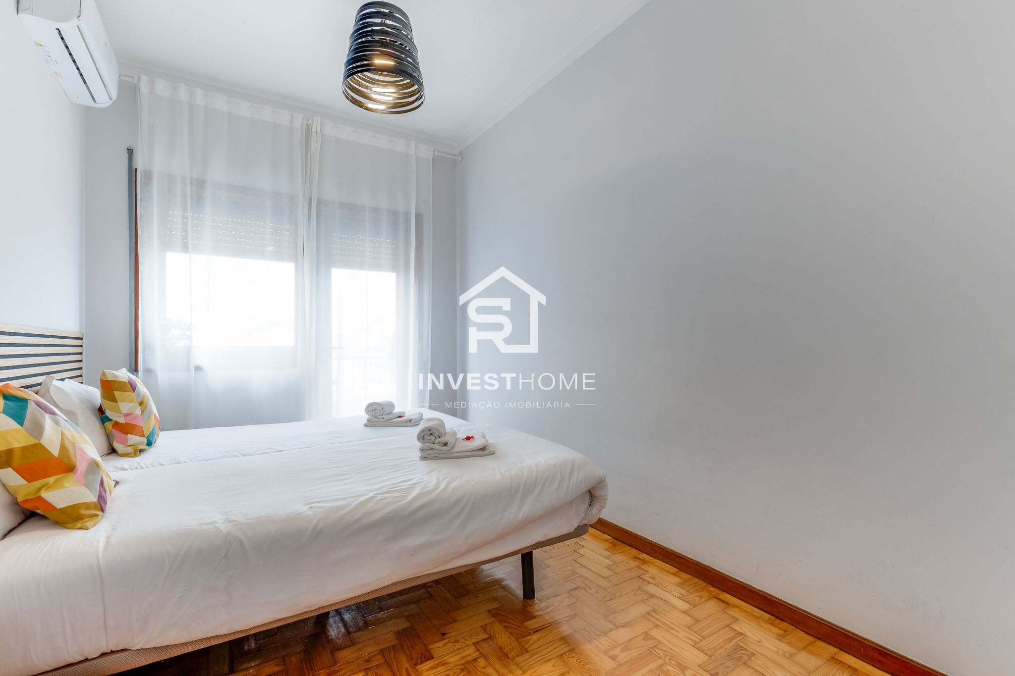 Prédio | 4 Apartamentos T2 | Licença AL ativa | Porto