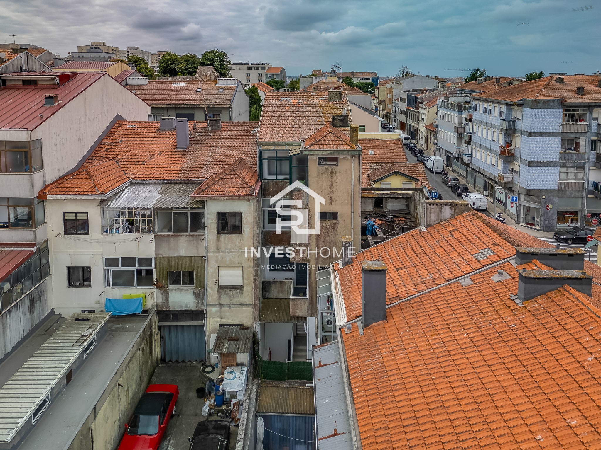 Prédio | 4 Apartamentos T2 | Licença AL ativa | Porto