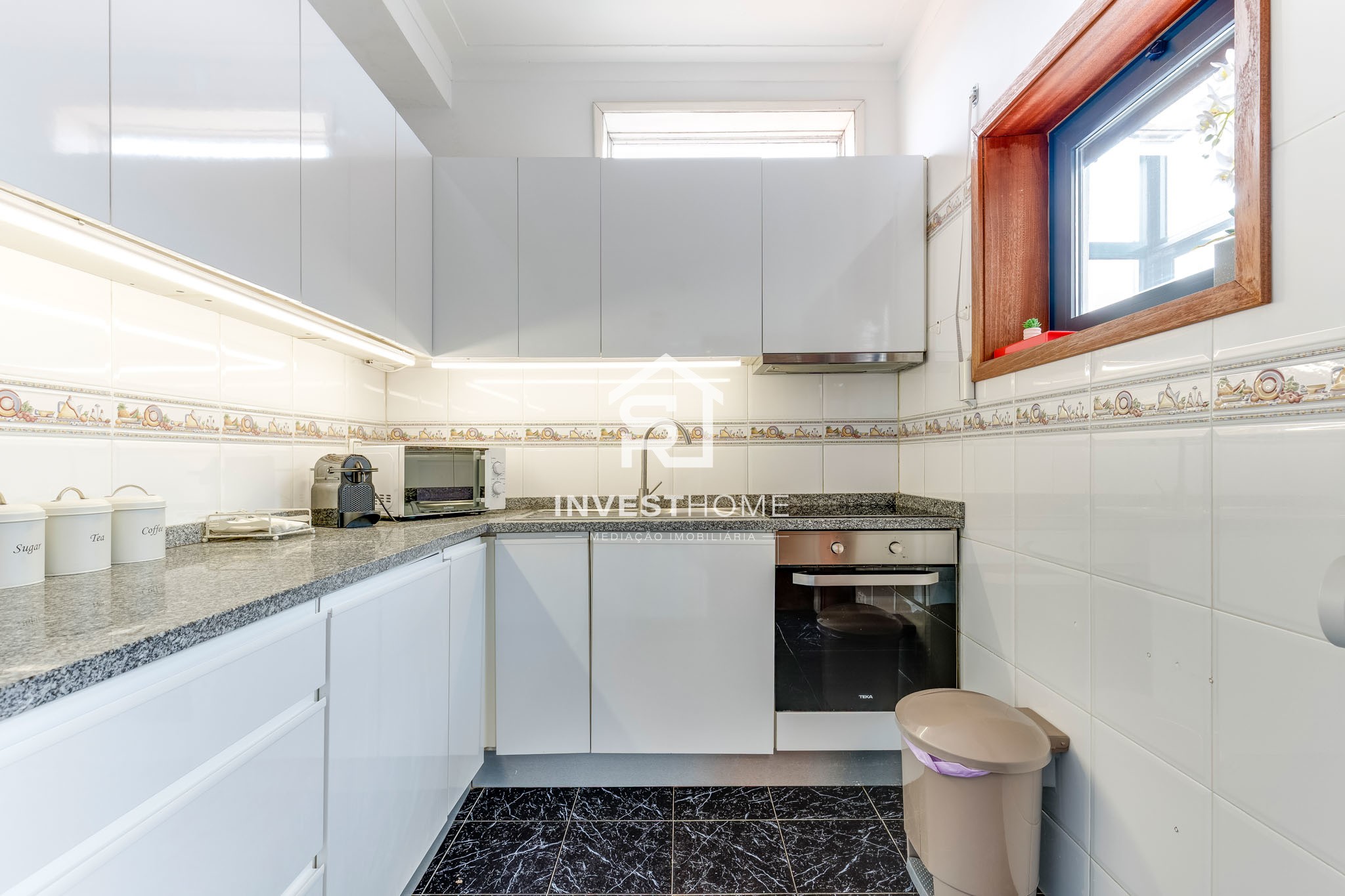 Prédio | 4 Apartamentos T2 | Licença AL ativa | Porto