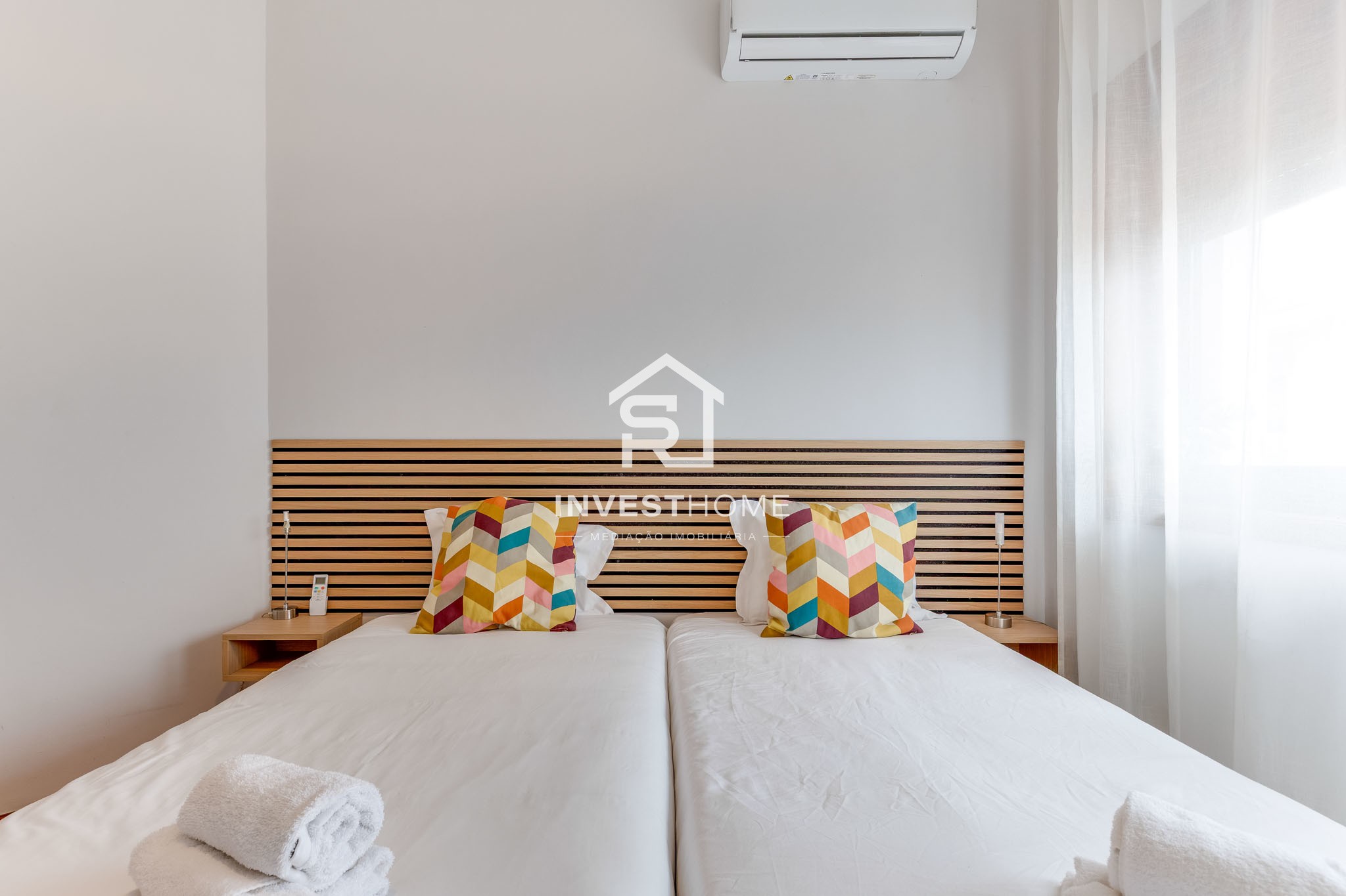 Prédio | 4 Apartamentos T2 | Licença AL ativa | Porto