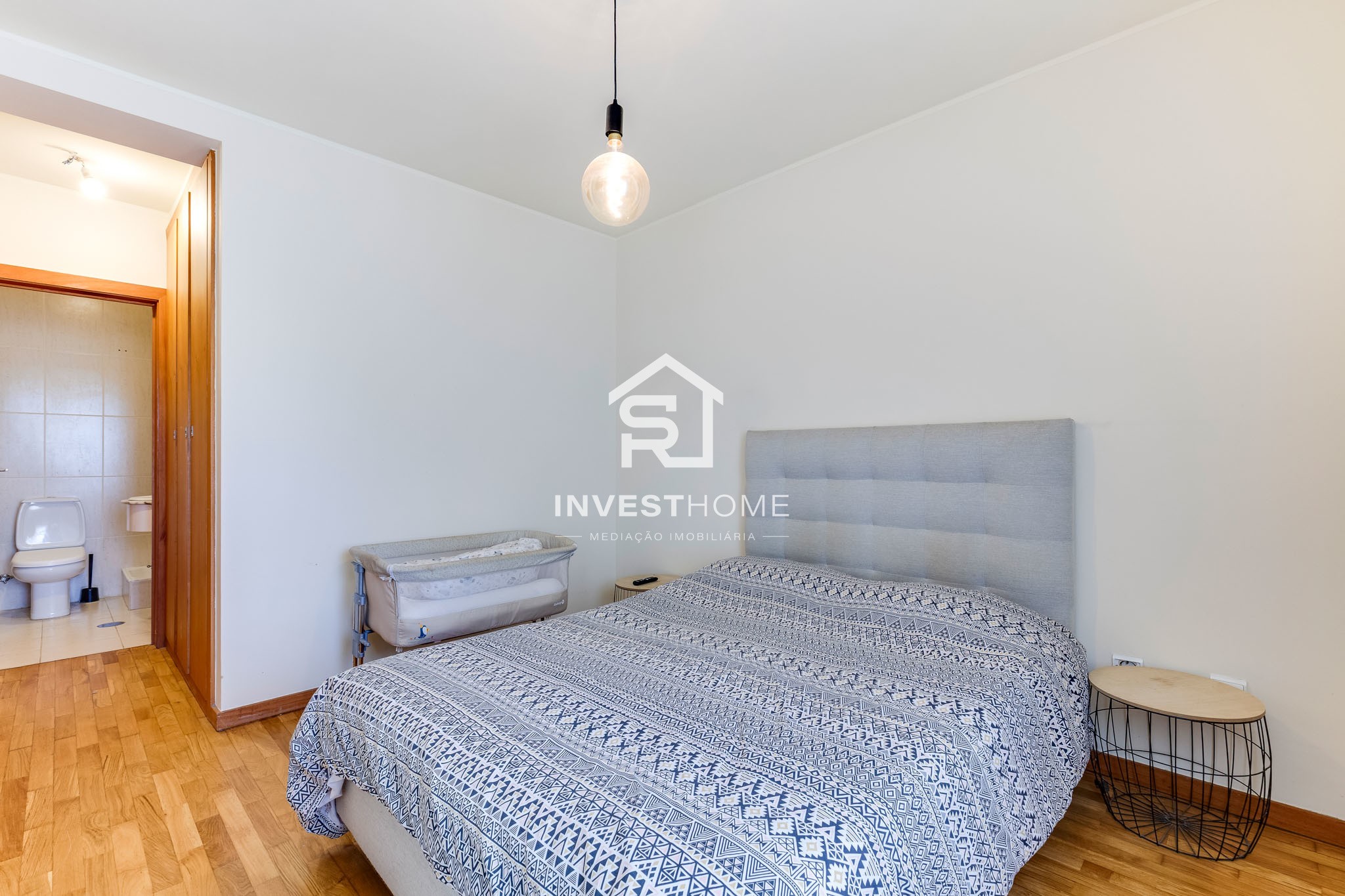 T2+1 com Suite | 112 m² | Elevador | Garagem para 2 Viaturas | Metro de Pedras Rubras