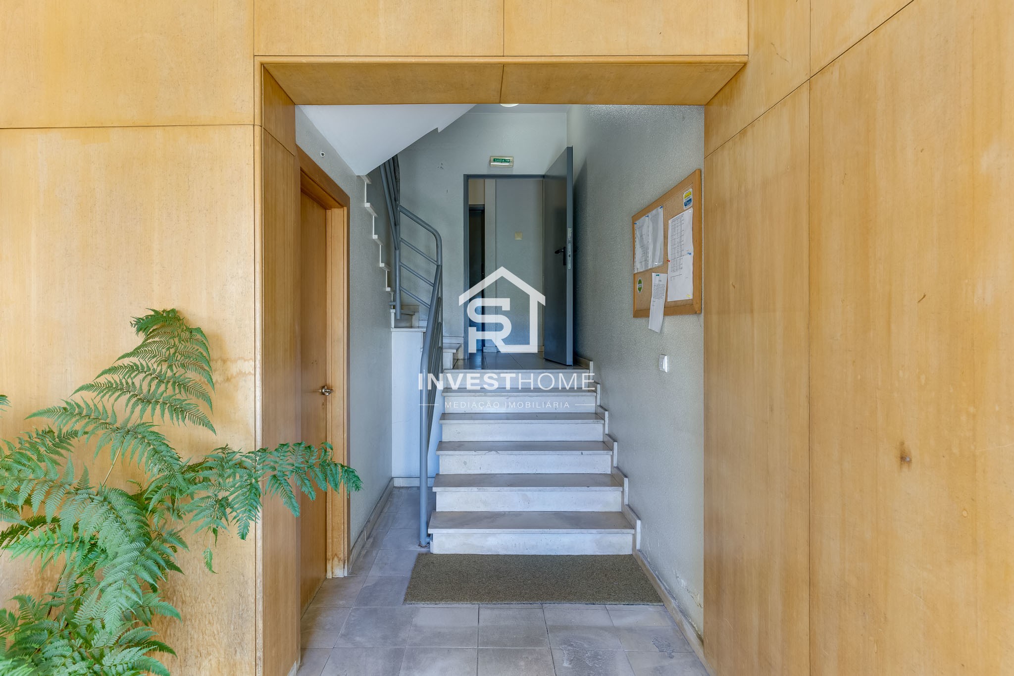 T2+1 com Suite | 112 m² | Elevador | Garagem para 2 Viaturas | Metro de Pedras Rubras