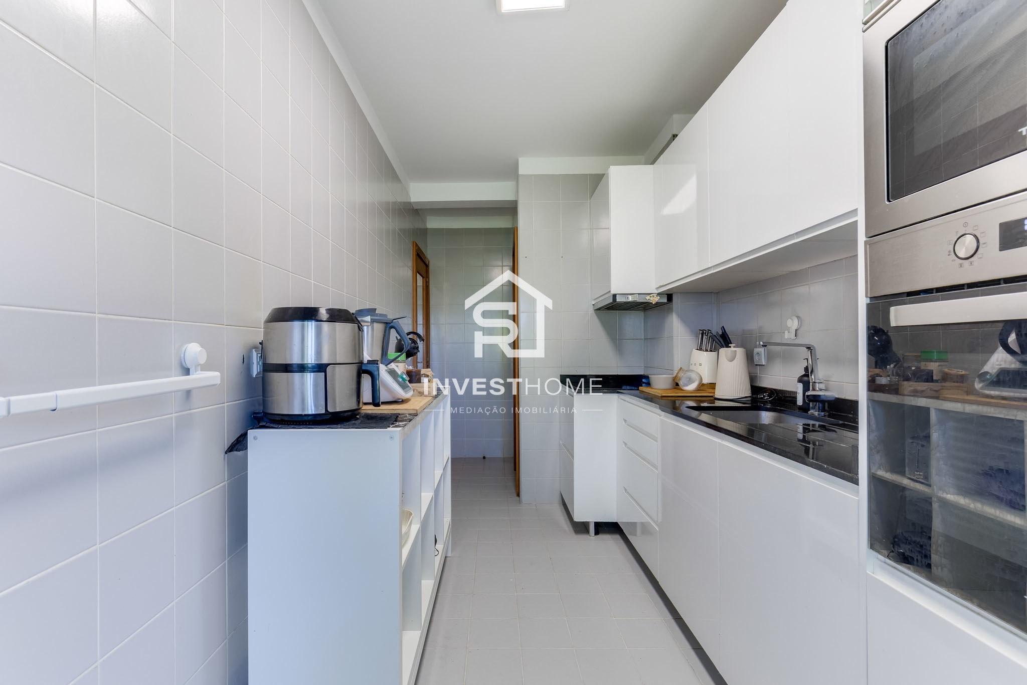 T2+1 com Suite | 112 m² | Elevador | Garagem para 2 Viaturas | Metro de Pedras Rubras